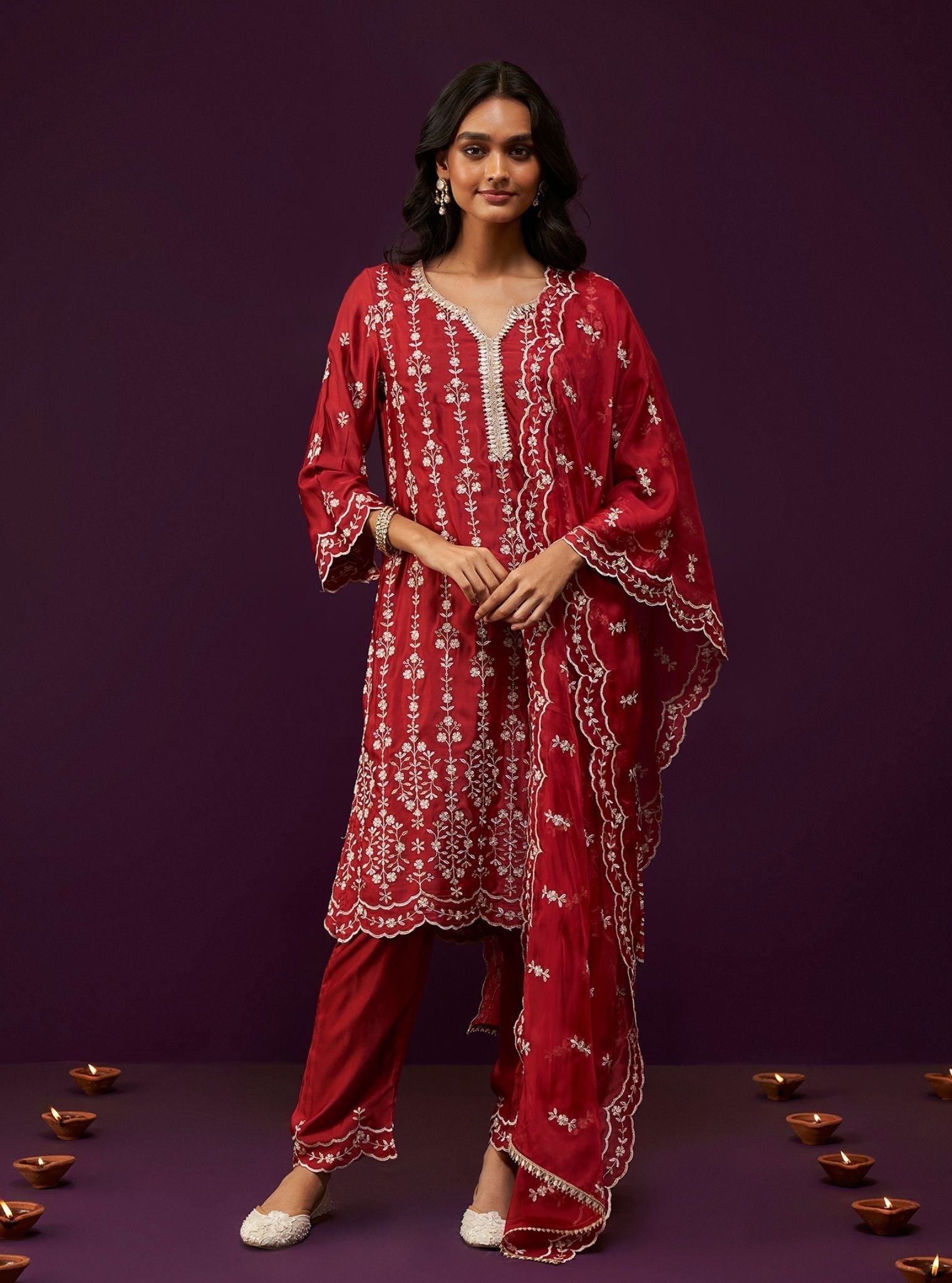 Tasanee Cupro Satin Red Kurta Set
