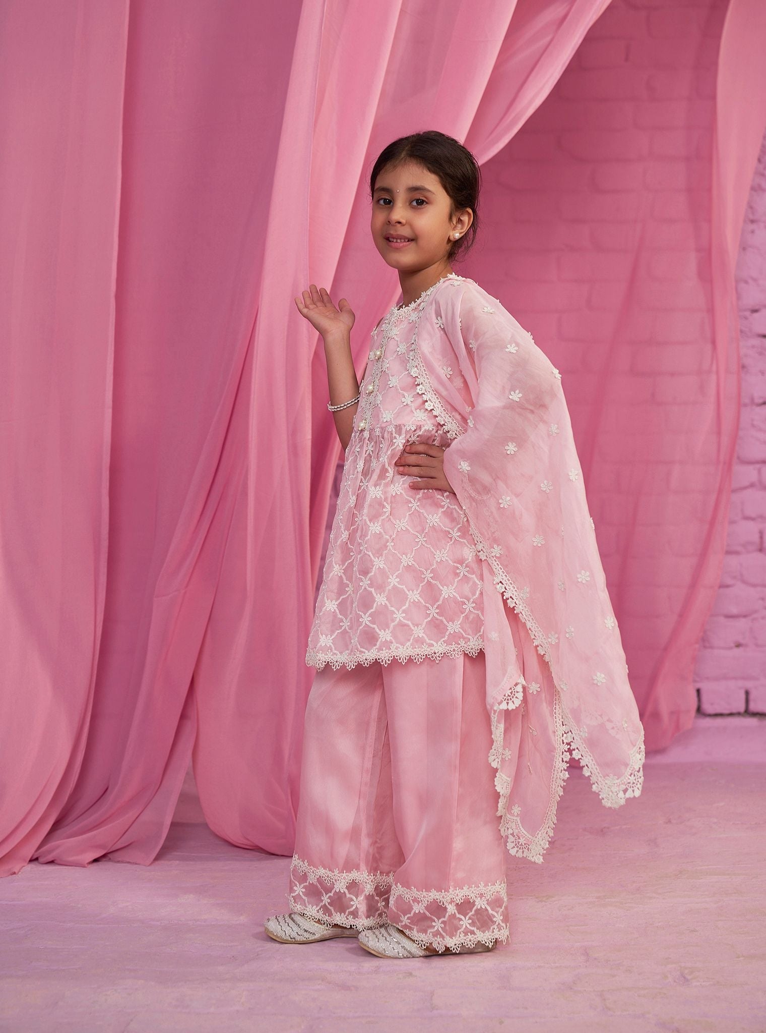 Mulmul Organza Melati Pink Kurta With Mulmul Organza Melati Pink Pant