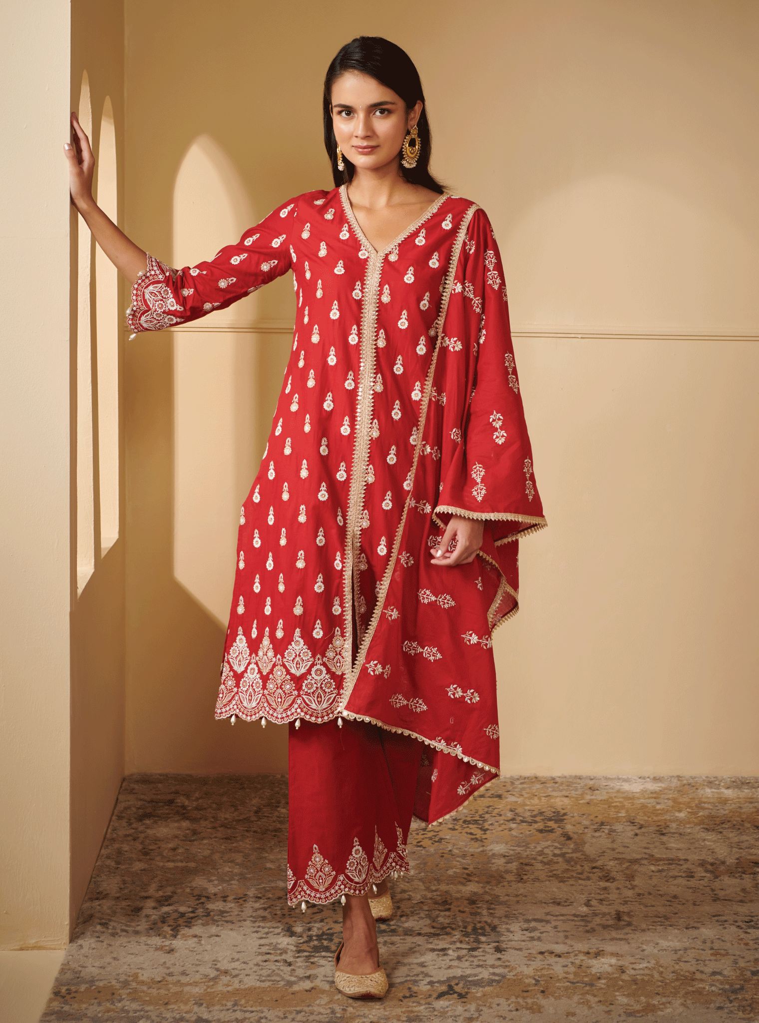 Mulmul Cotton Ahar Red Kurta With Ahar Red Pant