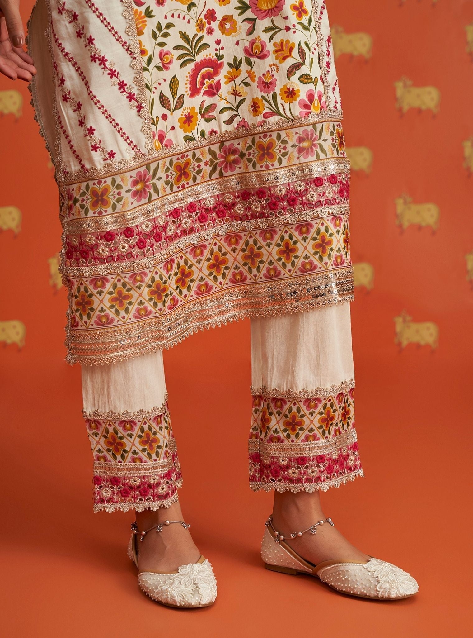 Mulmul Pima Satin Rutna Off White Kurta With Mulmul Pima Satin Rutna Off White Pant