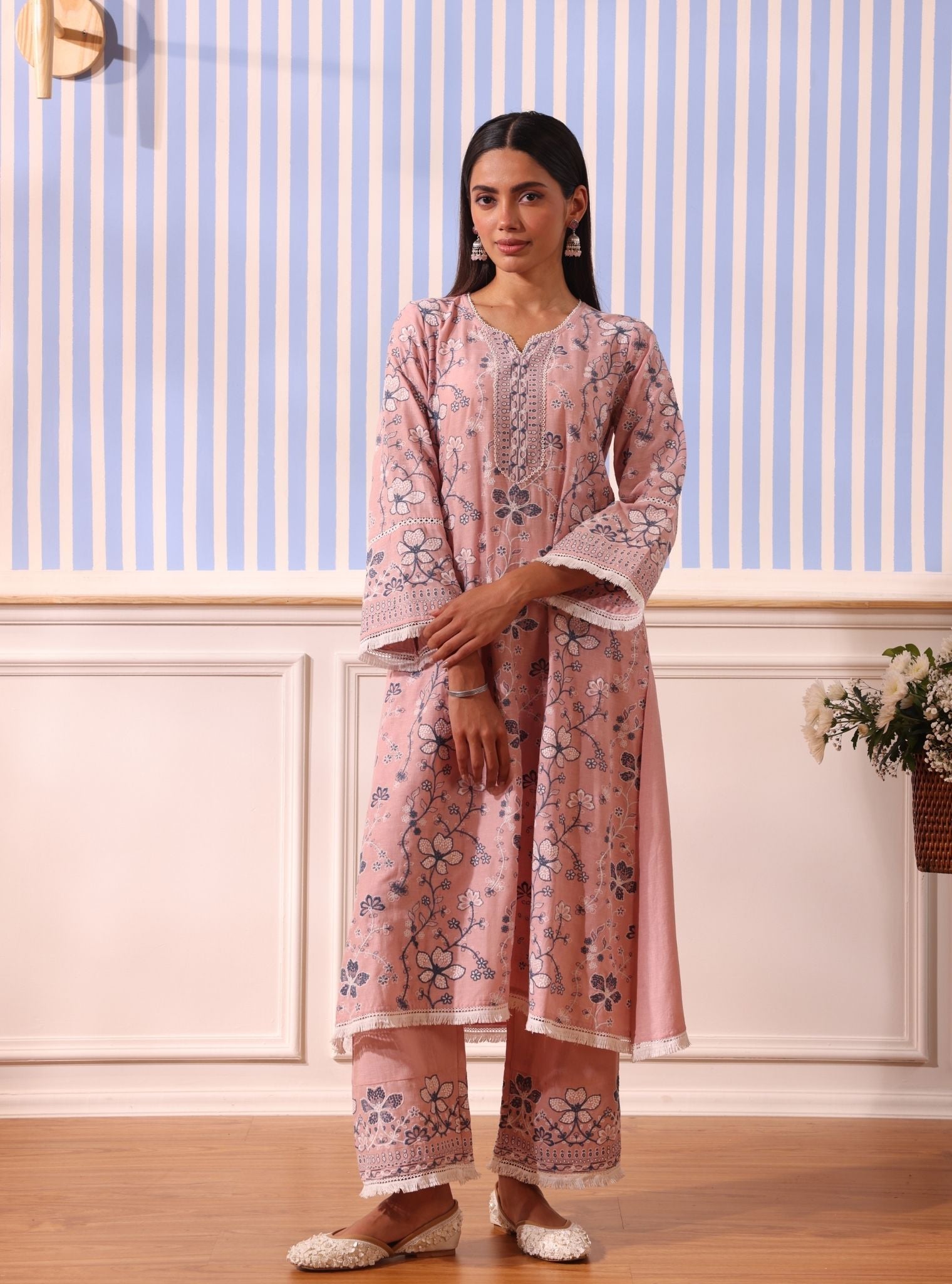 Mulmul Linen Vania Pink Kurta With Mulmul Linen Vania Pink Pant
