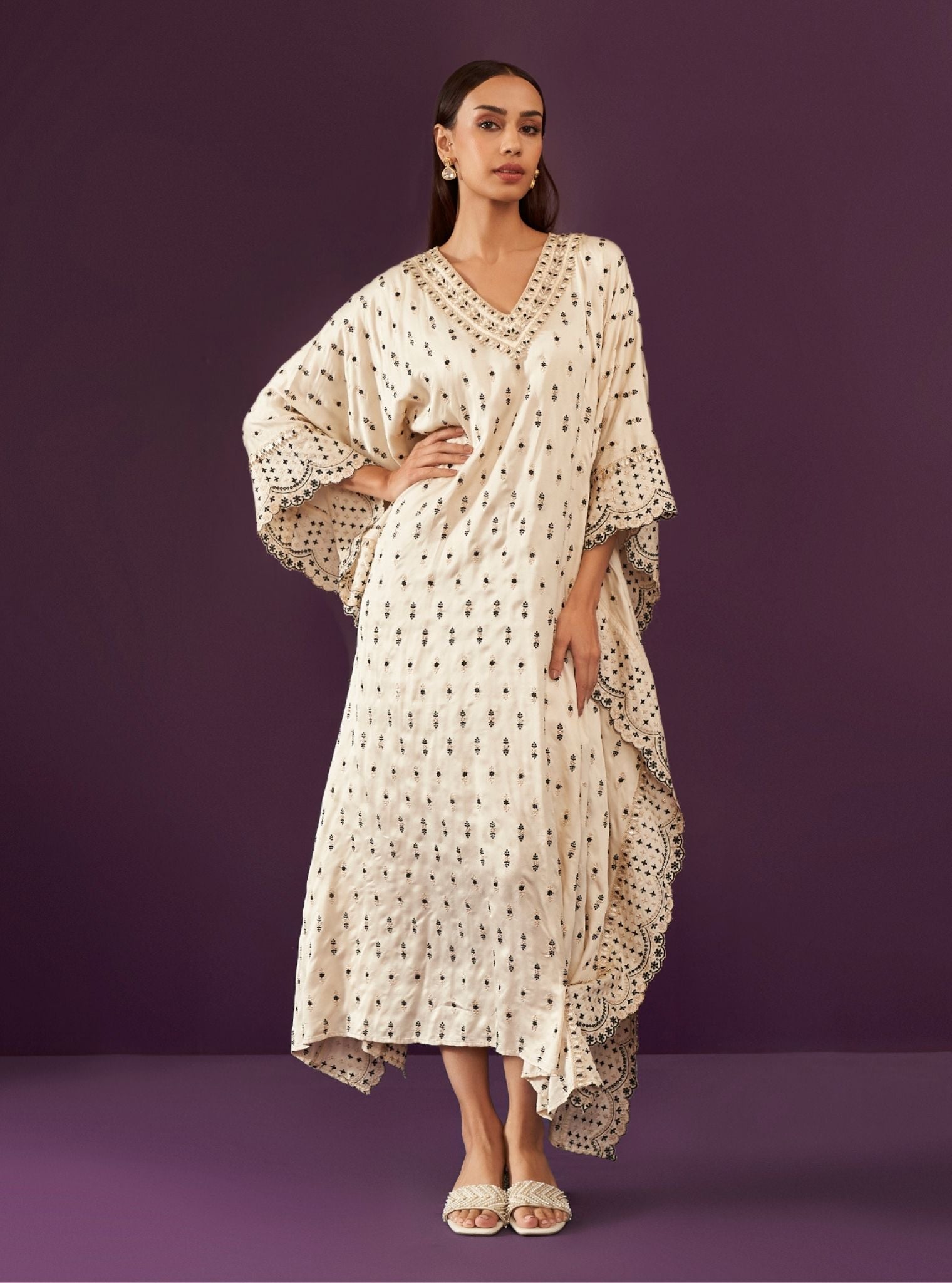 Mulmul Cupro Satin Florian Off White kaftan