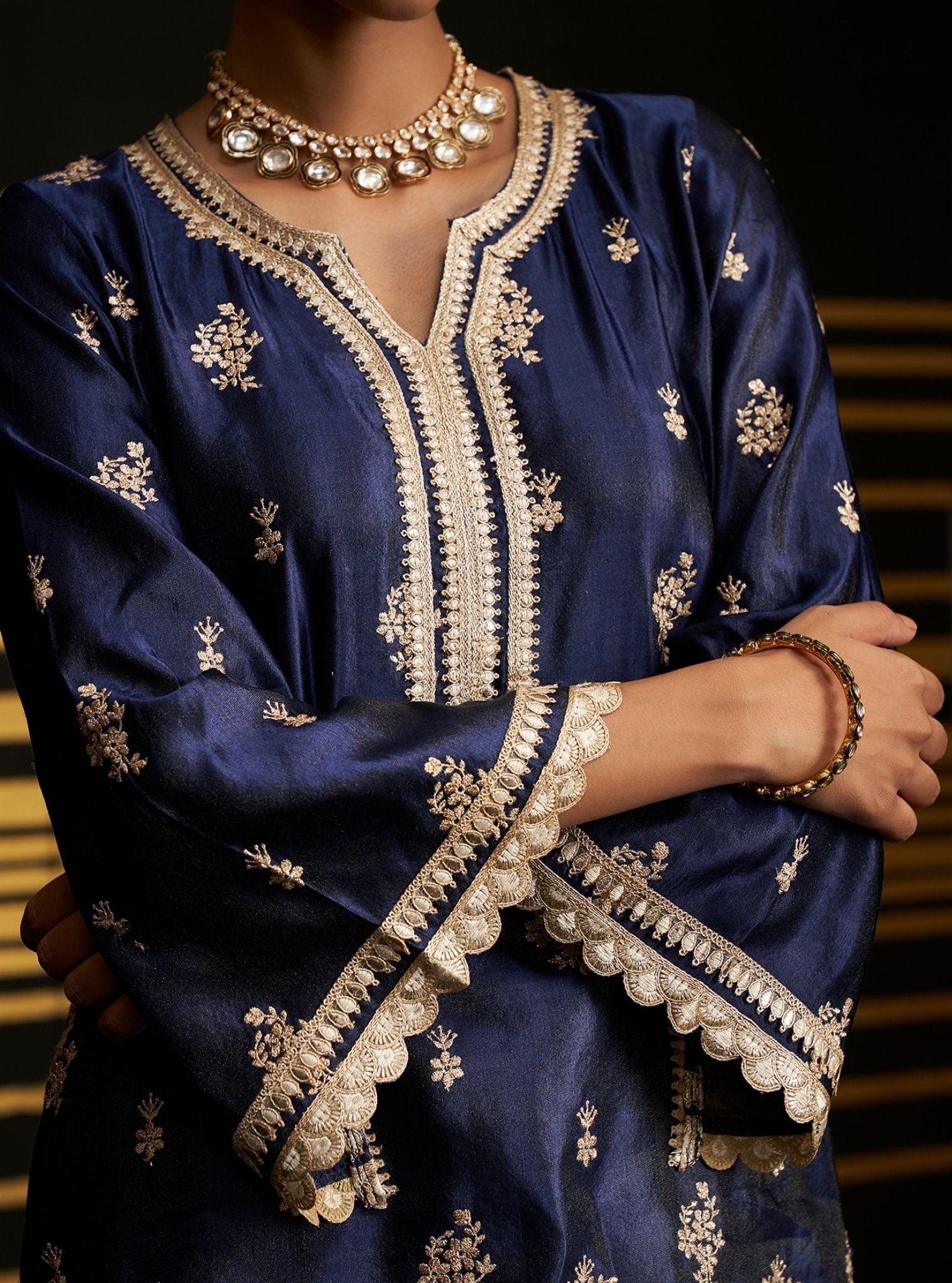 Mulmul Luxe Tissue Vaari Navy Kurta With Mulmul Luxe Tissue Vaari Navy Pant