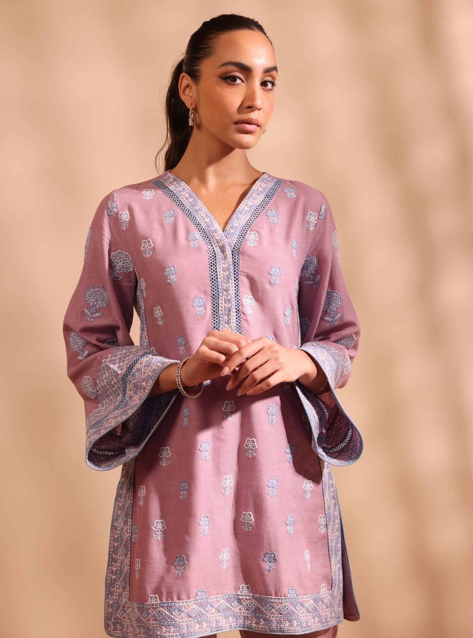 Mulmul Linen Pema Lilac kurta With Mulmul Linen Pema Lilac Pant