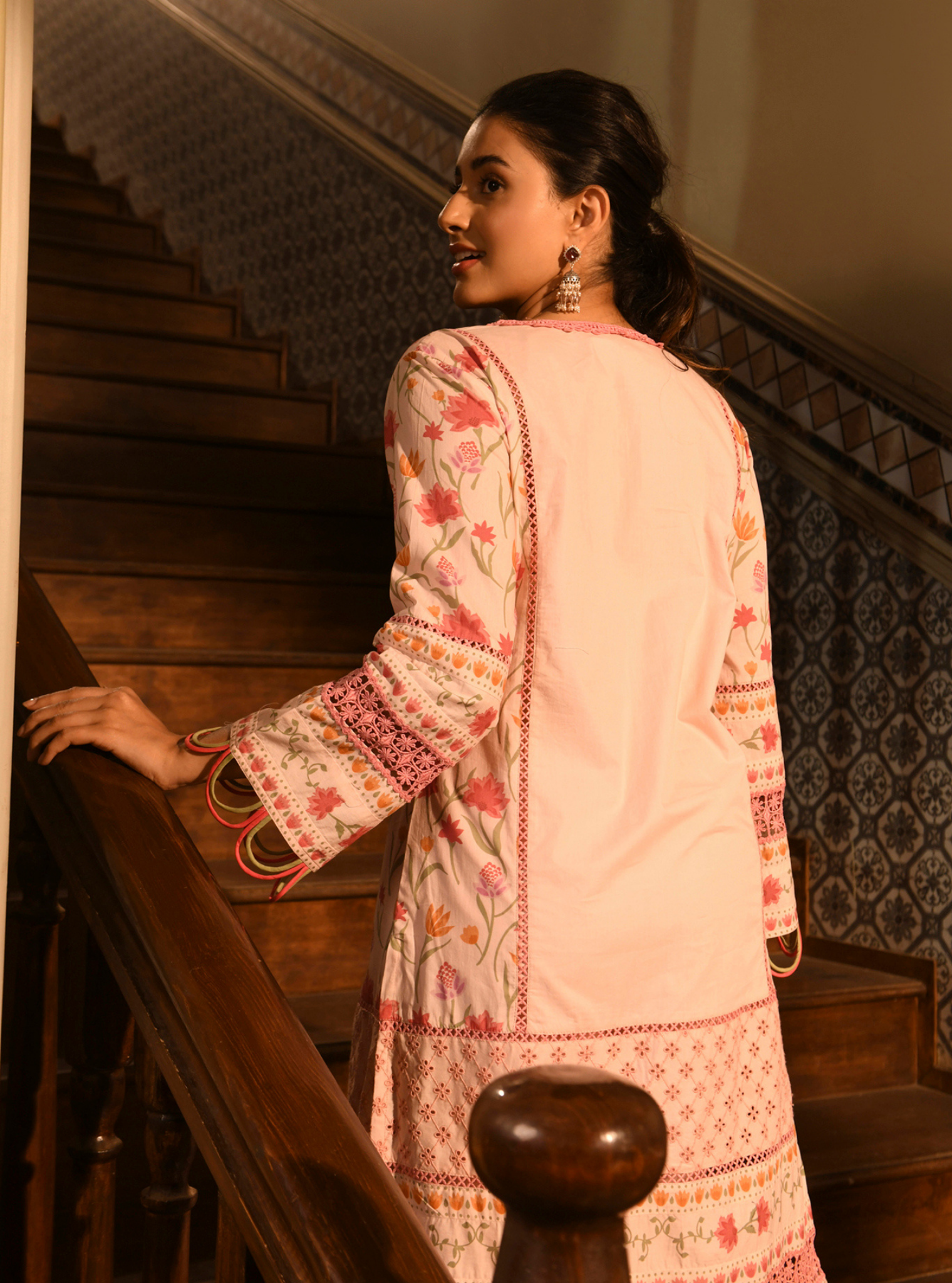 Mulmul Cotton Sanny Pink Printed Kurta With Mulmul Cotton Sanny Pink Pant