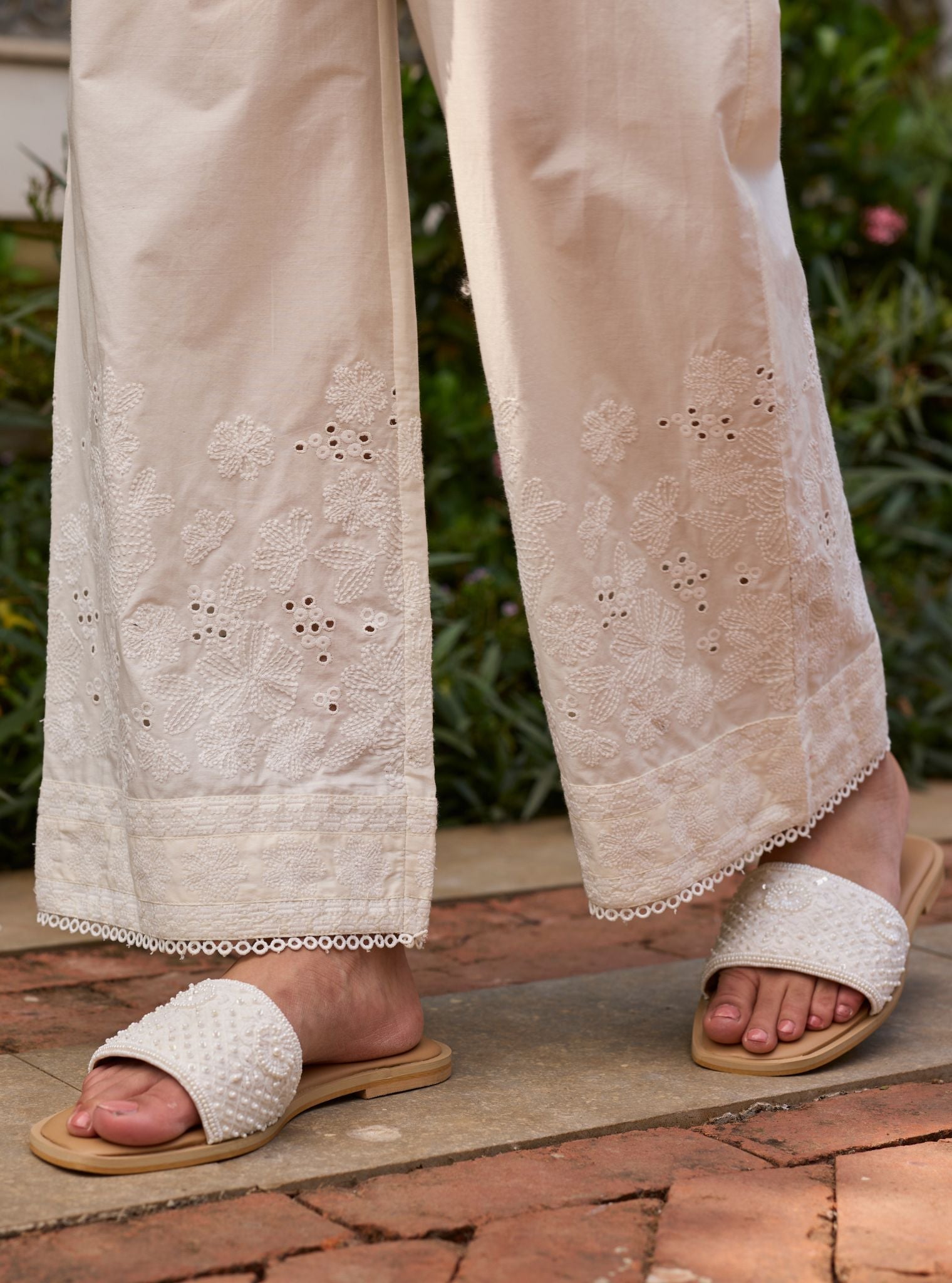 Bianco White Vegan Flat Sandal