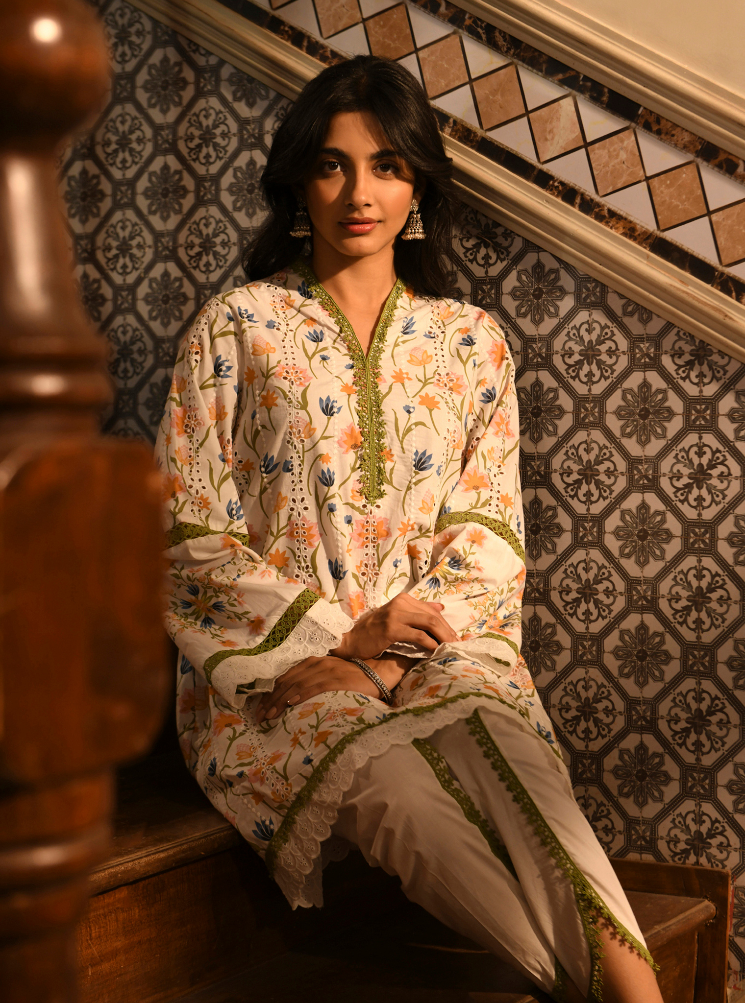 Mulmul Cotton Gargi White Printed Kurta With Mulmul Cotton Gargi White Pant