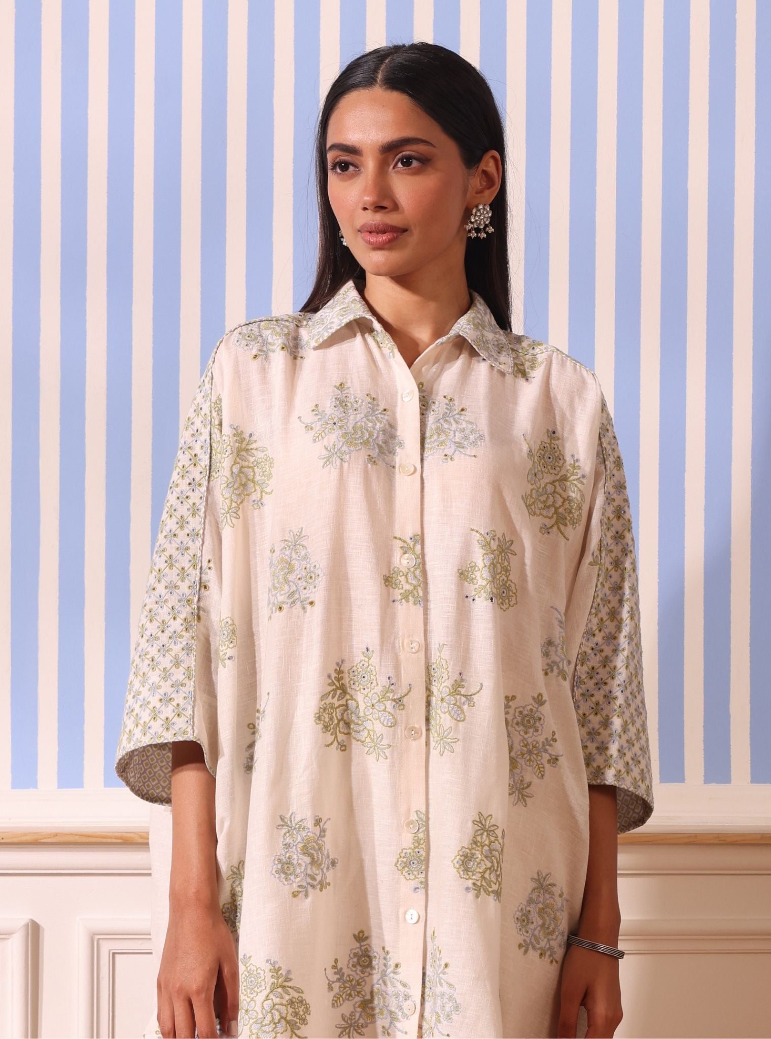 Mulmul Linen Gema White Kurta With Mulmul Linen Gema White Pant