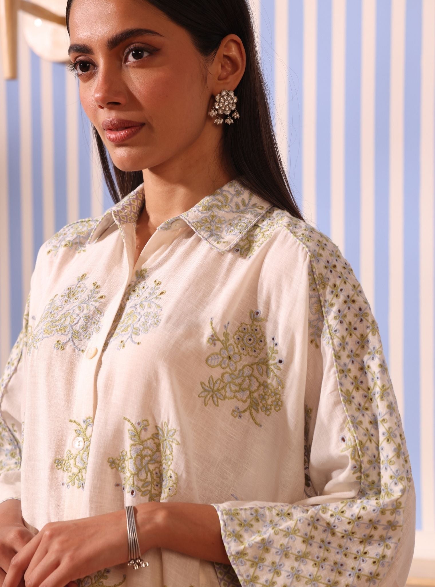 Mulmul Linen Gema White Kurta With Mulmul Linen Gema White Pant