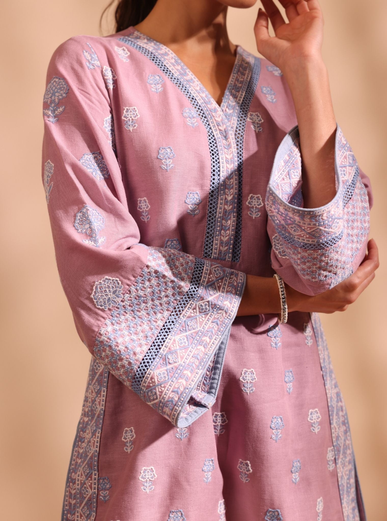 Mulmul Linen Pema Lilac kurta With Mulmul Linen Pema Lilac Pant