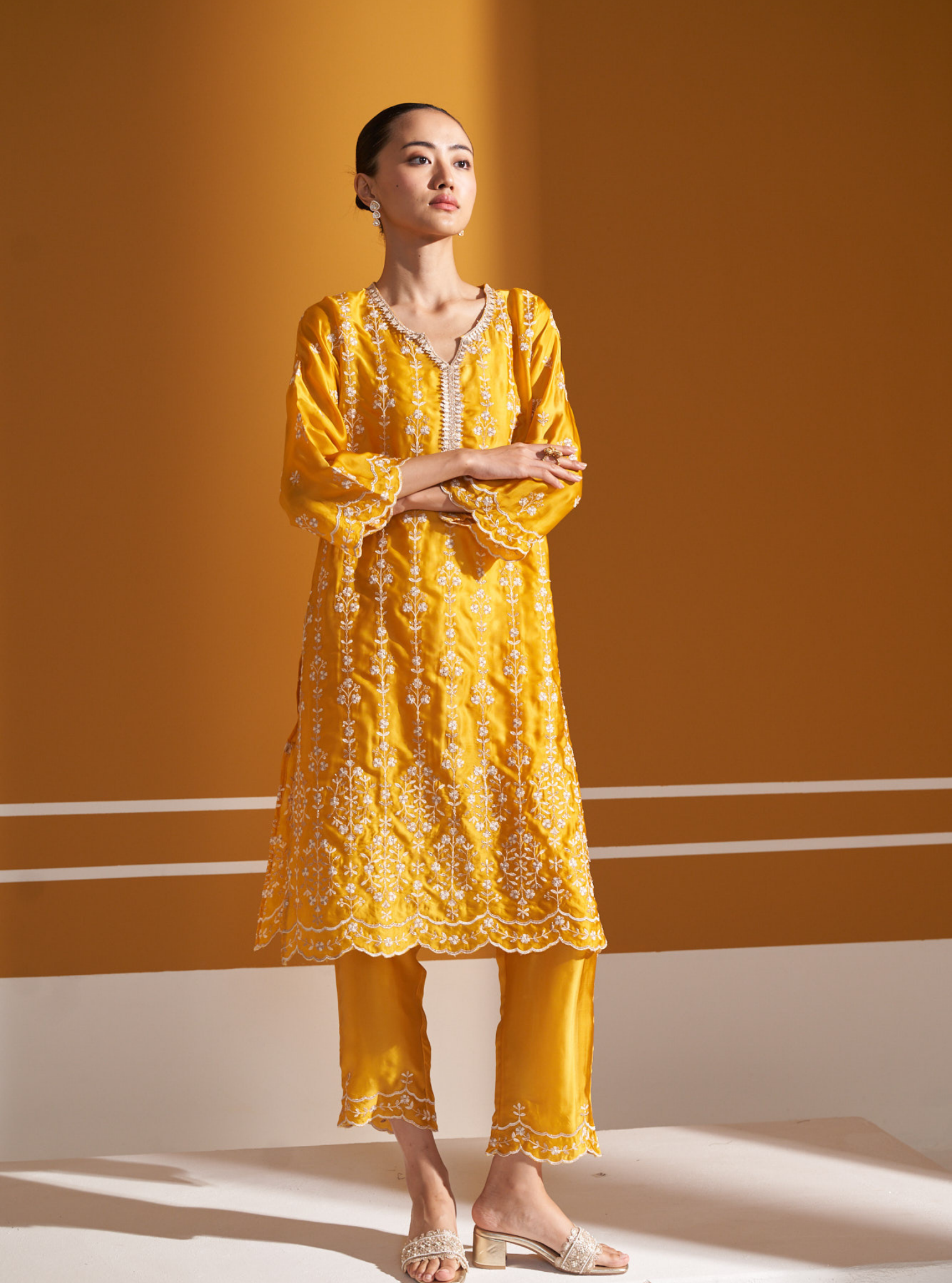 Mulmul Cupro Satin Tasanee Yellow Kurta With Mulmul Cupro Satin Tasanee Yellow Pant