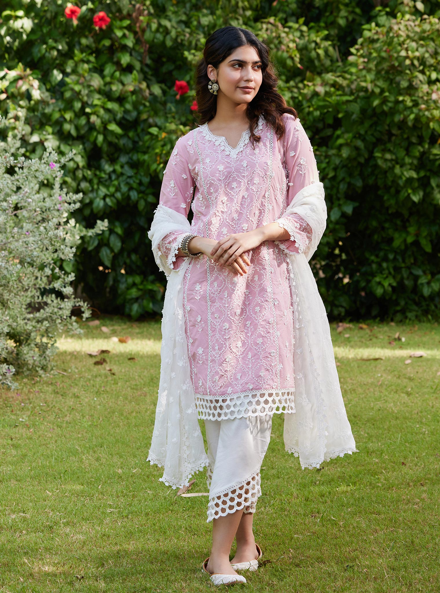 Mulmul Cotton Kainat Pink Kurta with Mulmul Cotton Naksh White Pant