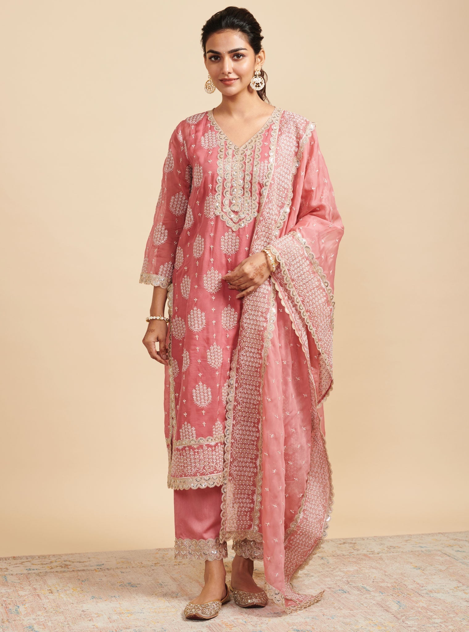 Mulmul Organza Shagna Mauve Kurta With Mulmul Pima Shagna Mauve Pant