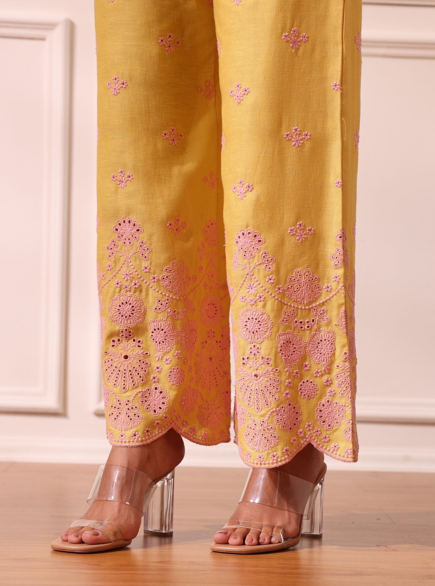 Mulmul Linen Billie Yellow Top With Mulmul Linen Billie Yellow Pant