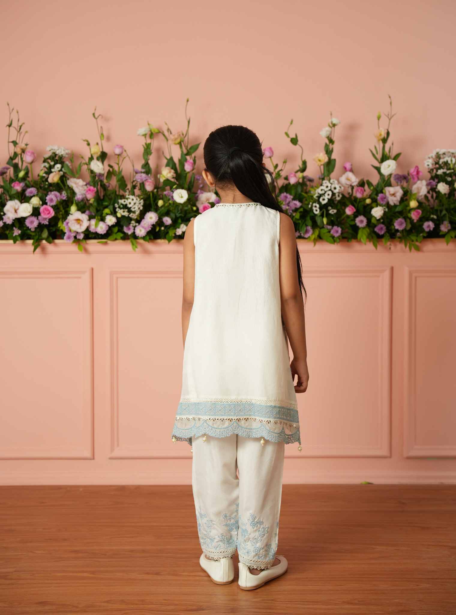 Eirlys Organza Off White Kurta Set