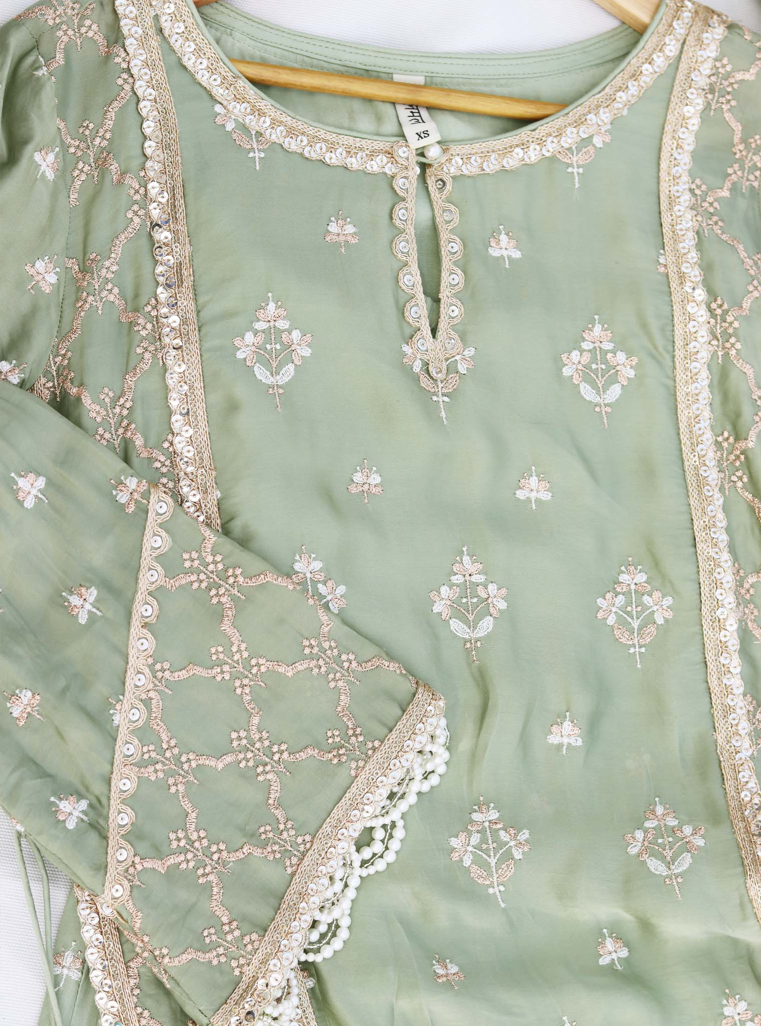 Mulmul Organza Satin Kundmayi Sage Green Kurta with Mulmul Modal Satin Kudmayi Sage Green pallazo