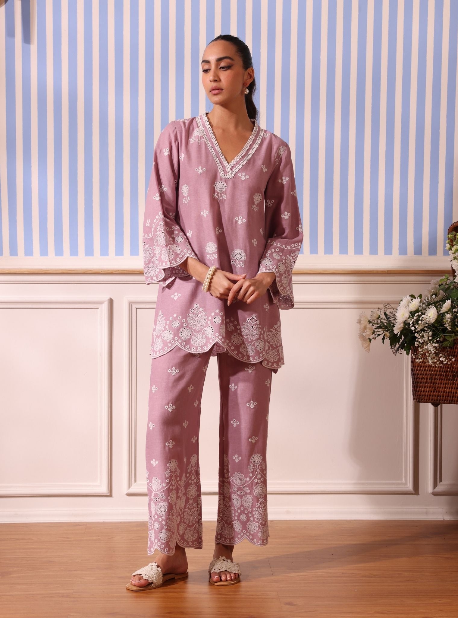 Mulmul Linen Billie Lilac Top With Mulmul Linen Billie Lilac Pant