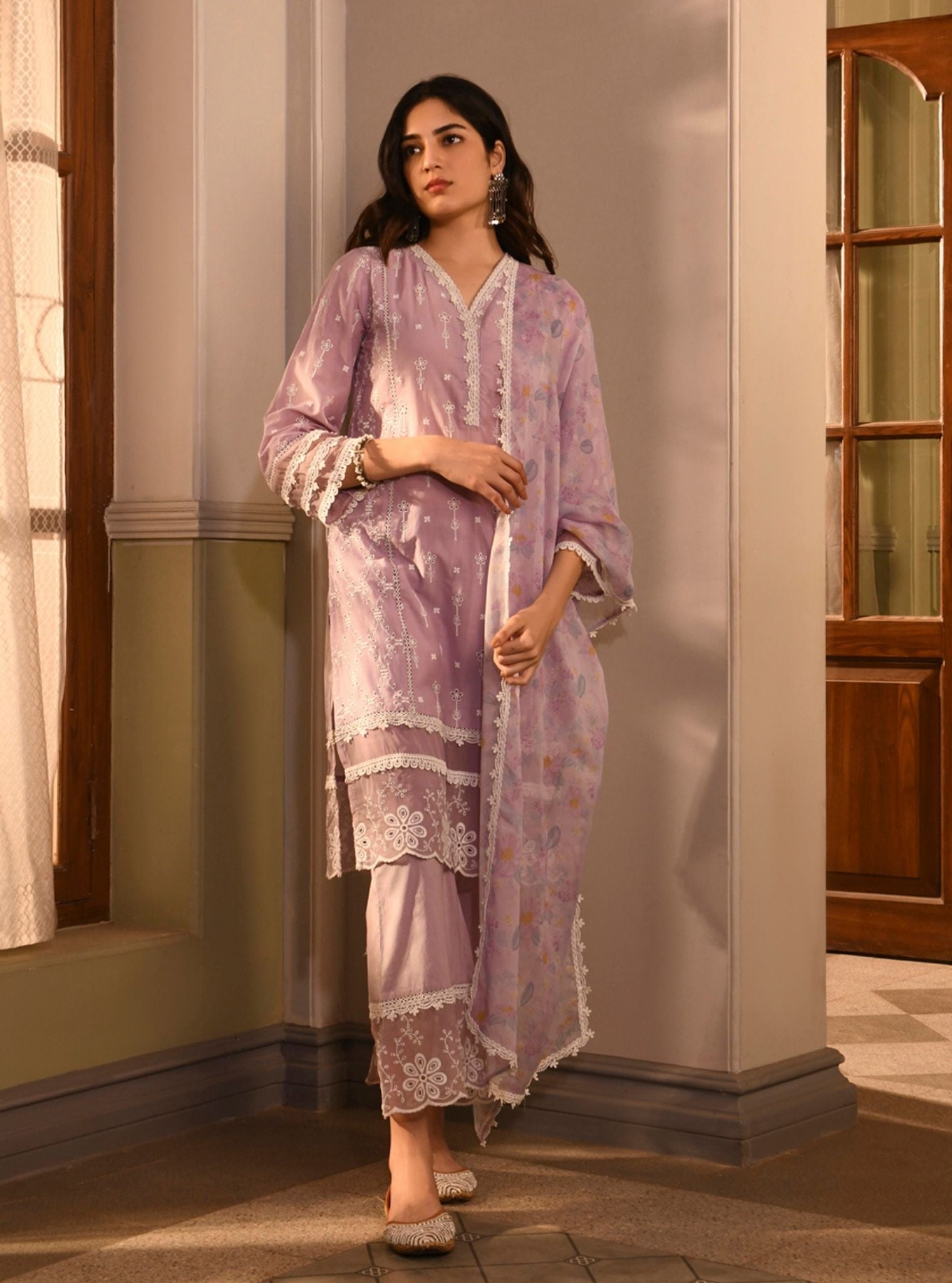 Mulmul Cotton Gulnar Lilac Kurta With Mulmul Cotton Gulnar Lilac Pant