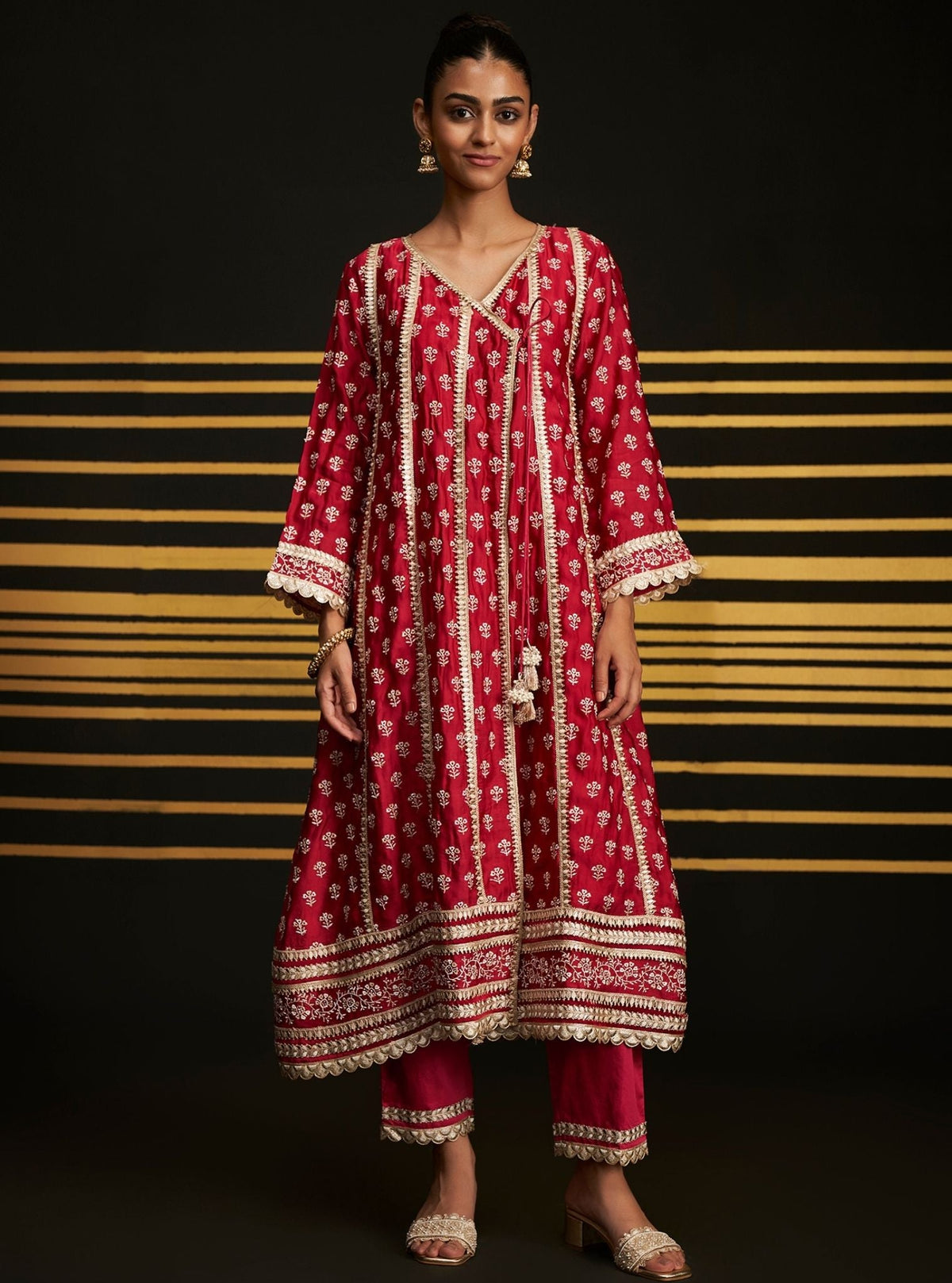 Mulmul Organza Patola Fuschia Dupatta