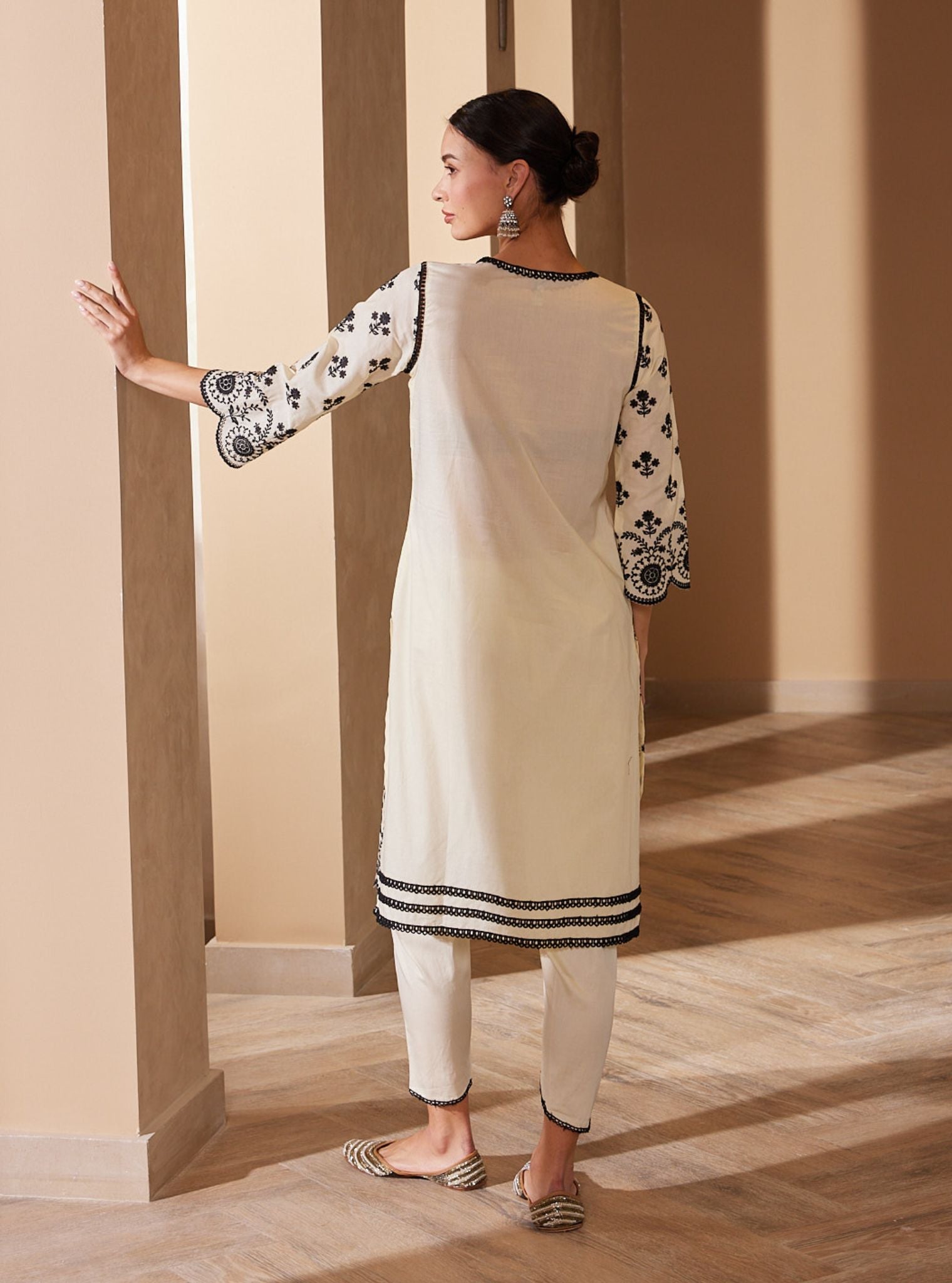 Mulmul Cotton Arpora Off White  Kurta With Mulmul Sanemi Dhoti Pant