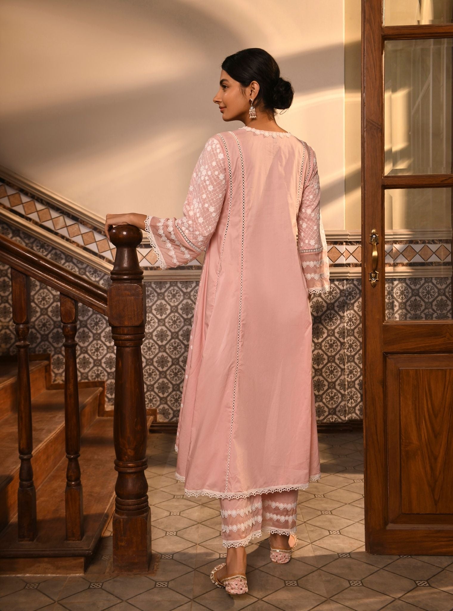 Mulmul Cotton Kishi Light Pink Kurta With Mulmul Cotton Kishi Light Pink Pant