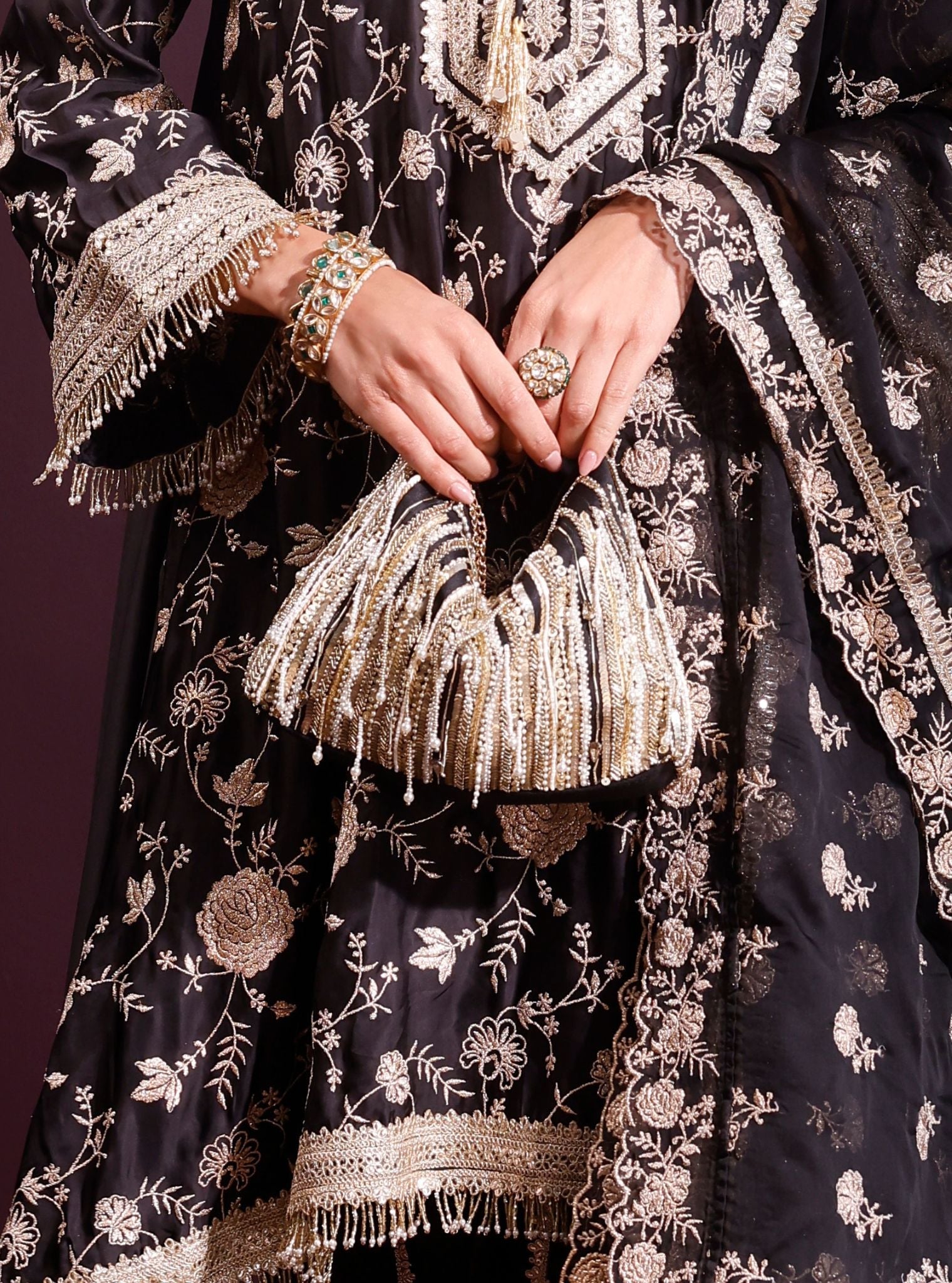 Zubari Black Handbag