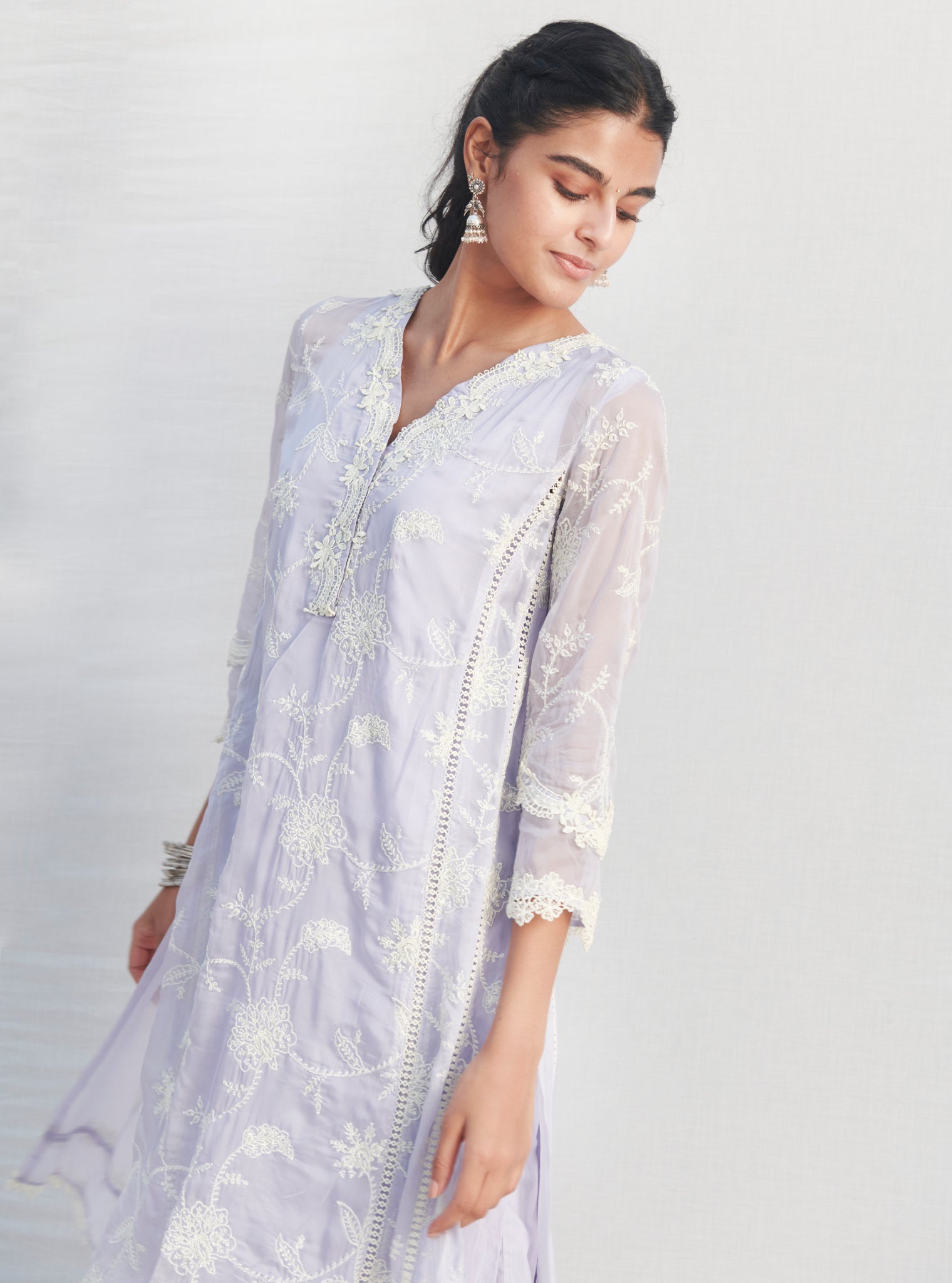 Mulmul Organza Alti Lilac Kurta With Mulmul Cotton Alti Lilac Pant