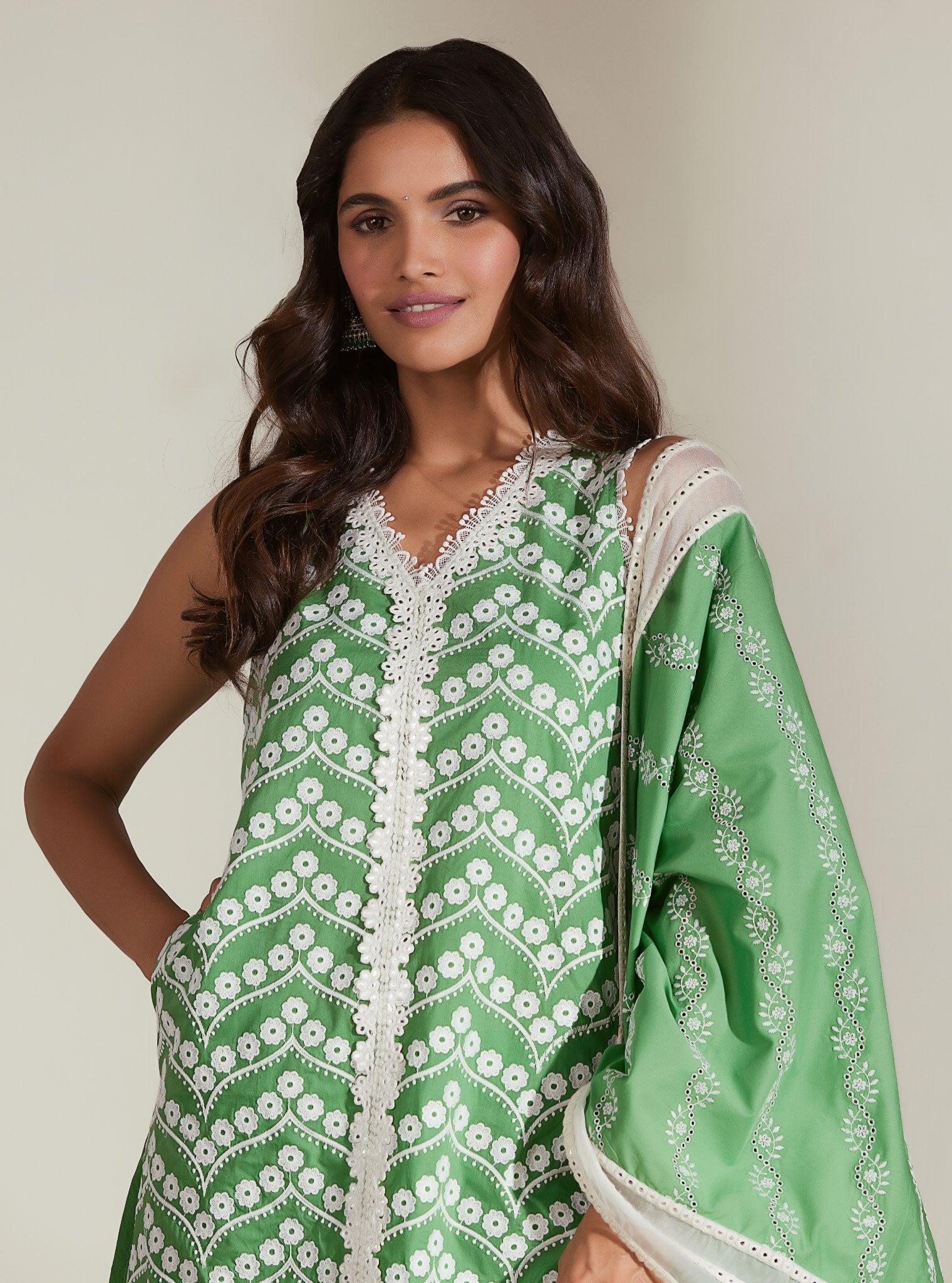 Mulmul Cotton Gabriella Green Kurta With Gabriella Green Garara