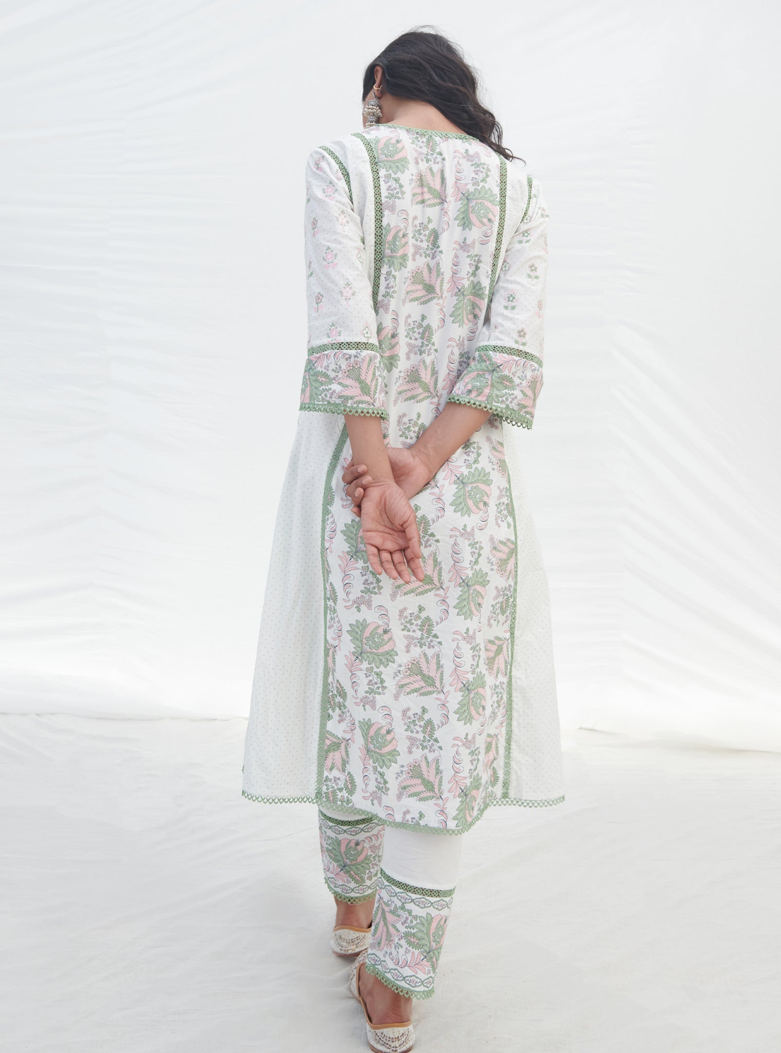 Mulmul Cotton Kalina Green Kurta With Mulmul Cotton Kalina Green Pant