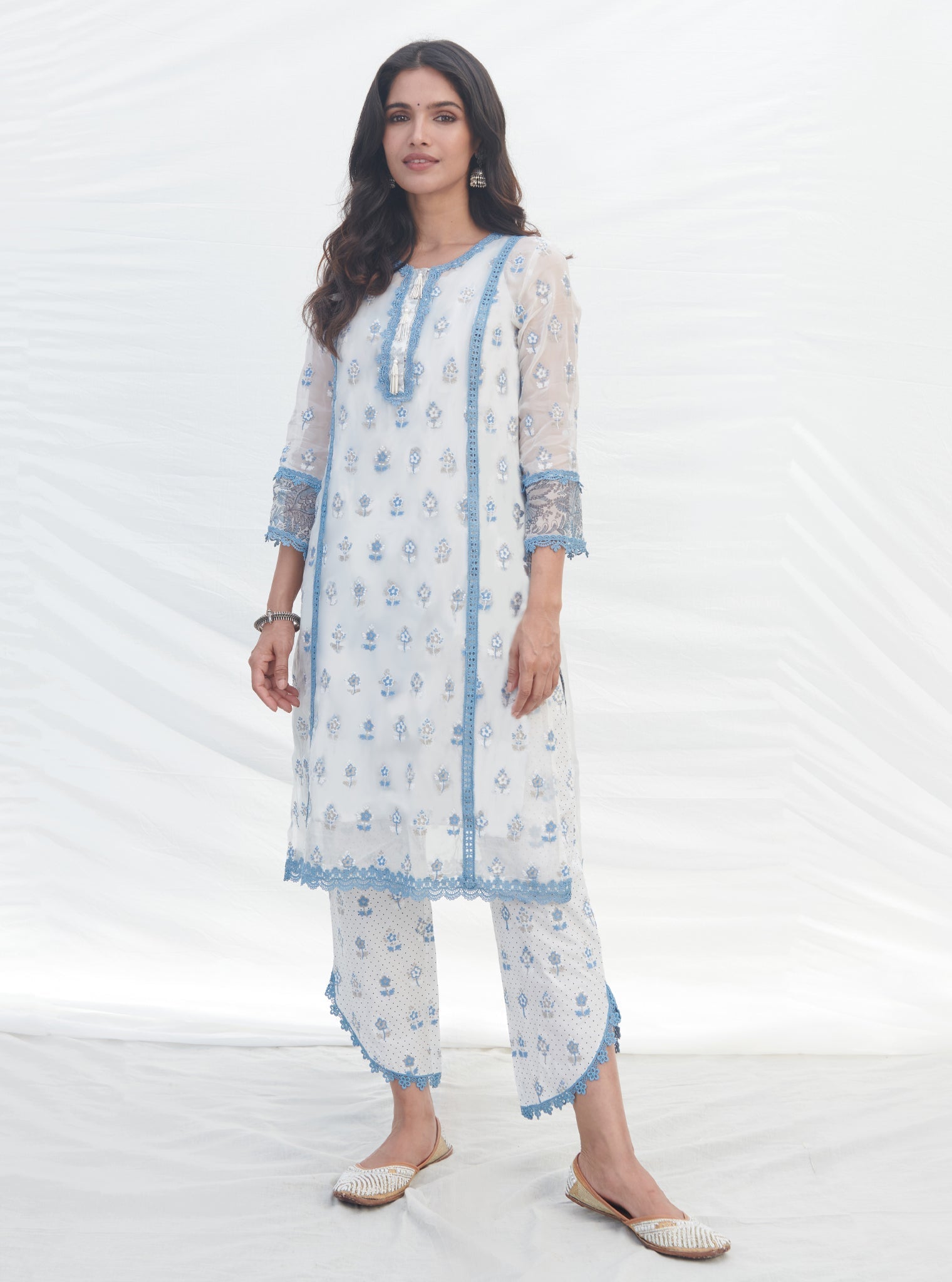 Mulmul Organza Laine Blue Kurta With Mulmul Cotton Laine Blue Pant