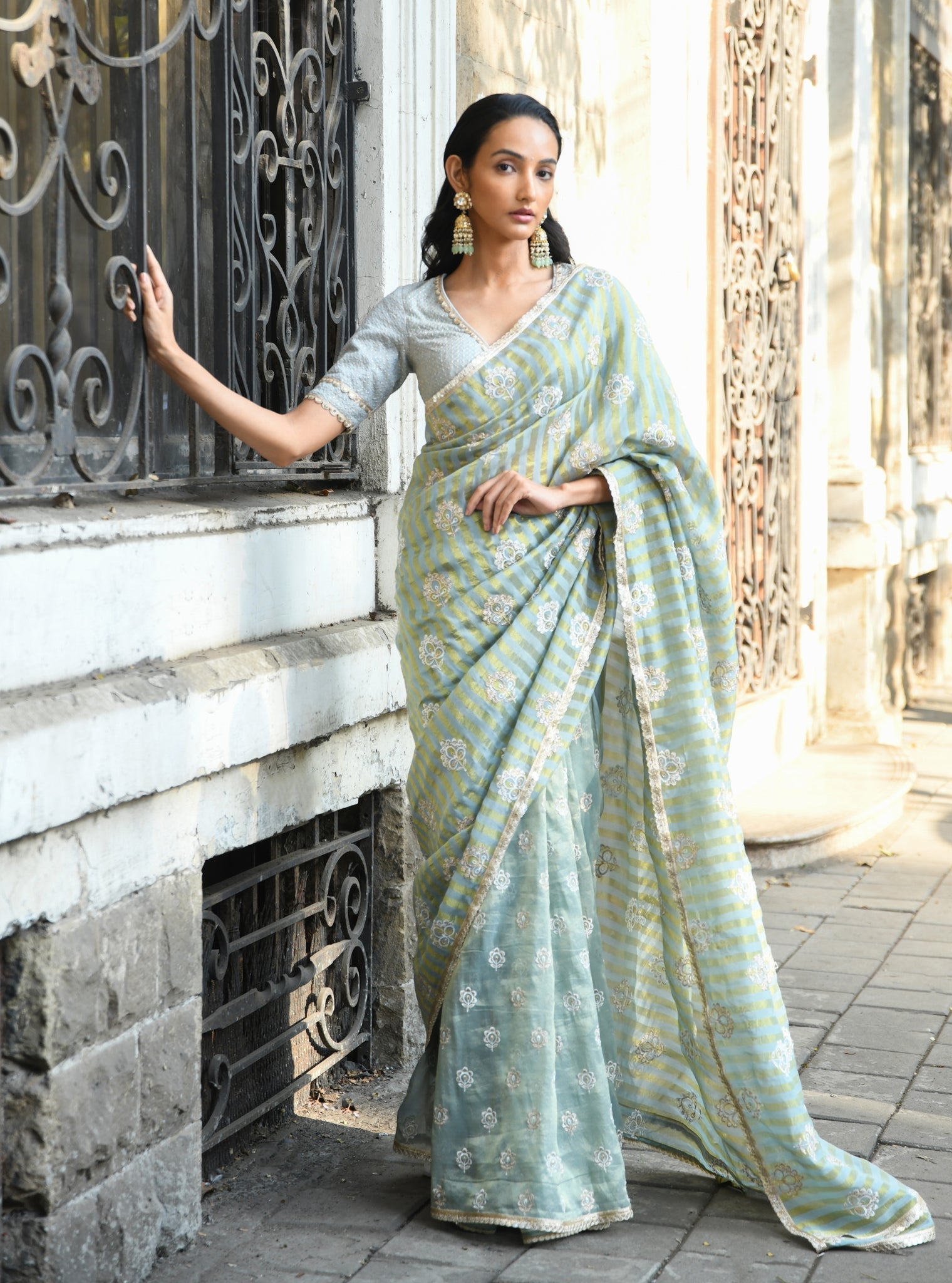 Mulmul Banarsi Luxe Tissue Mangni Light Blue Saree