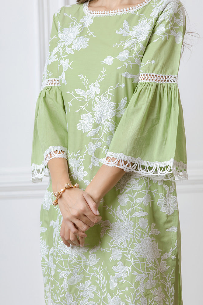 Mulmul Cecilia Green Kurta With Floral Embroidered Pyajamas