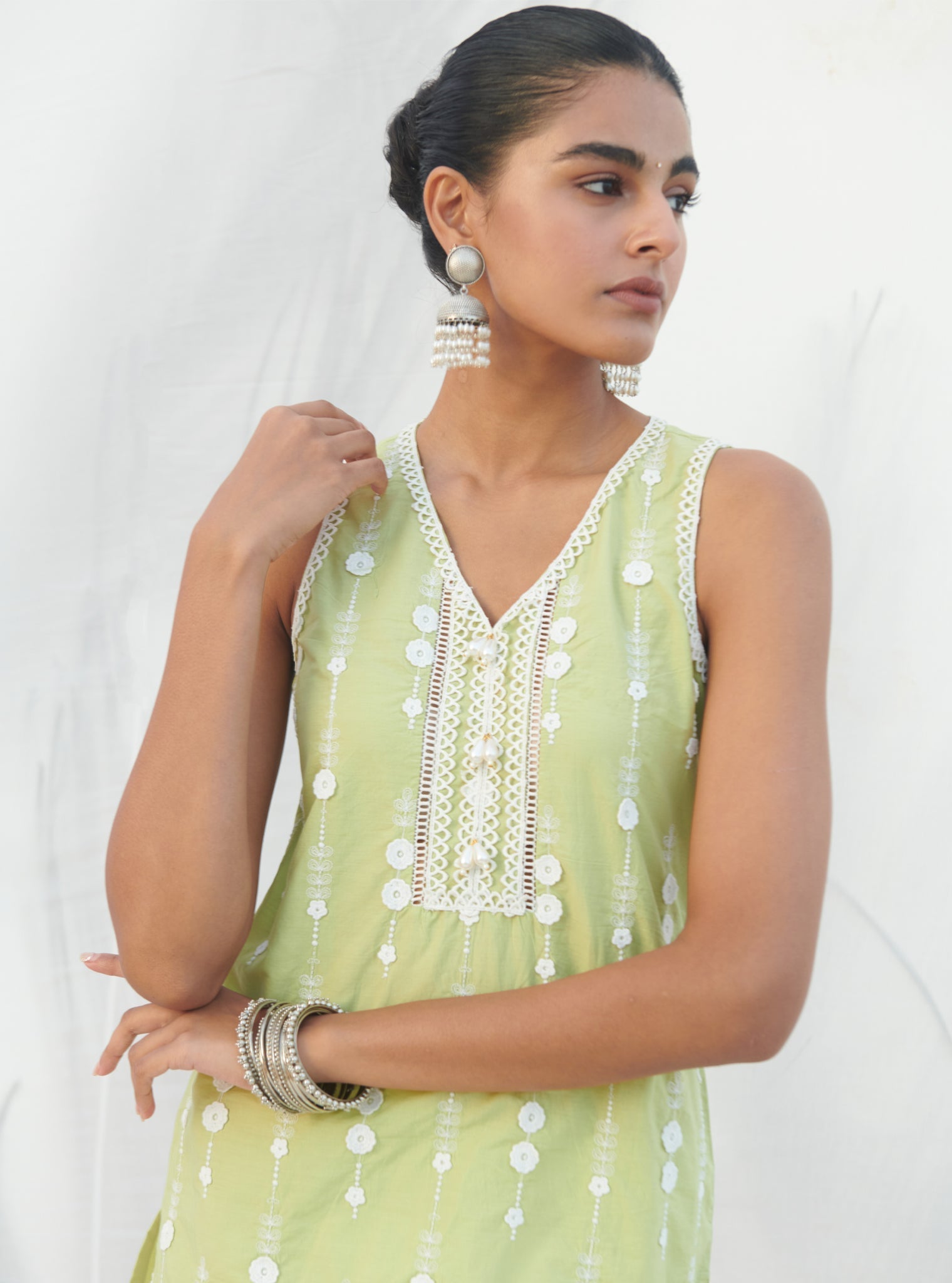 Mulmul Cotton Naroa Lime kurta