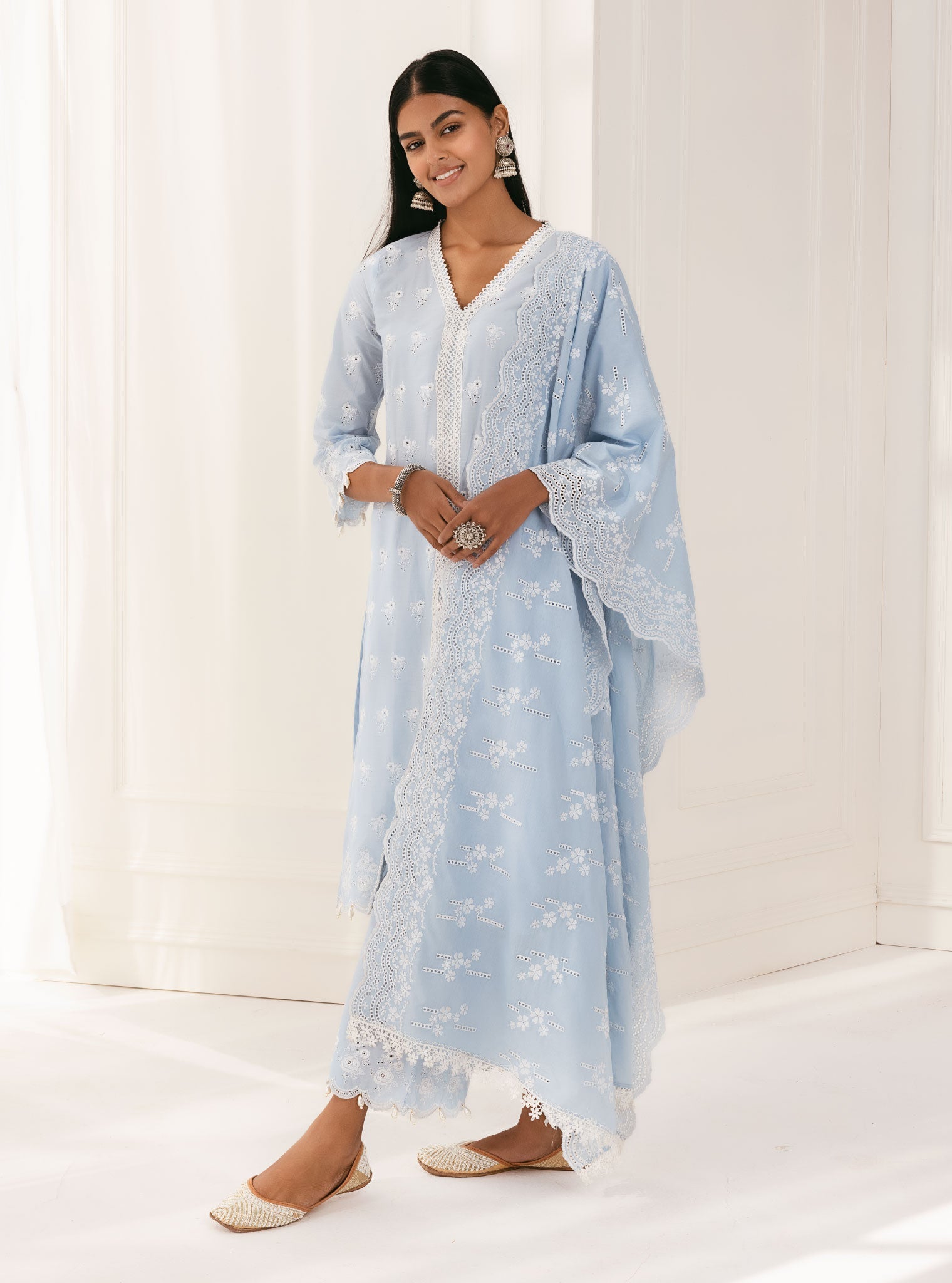 Mulmul Cotton Nitoi Blue Kurta With Nitoi Blue Palazzo