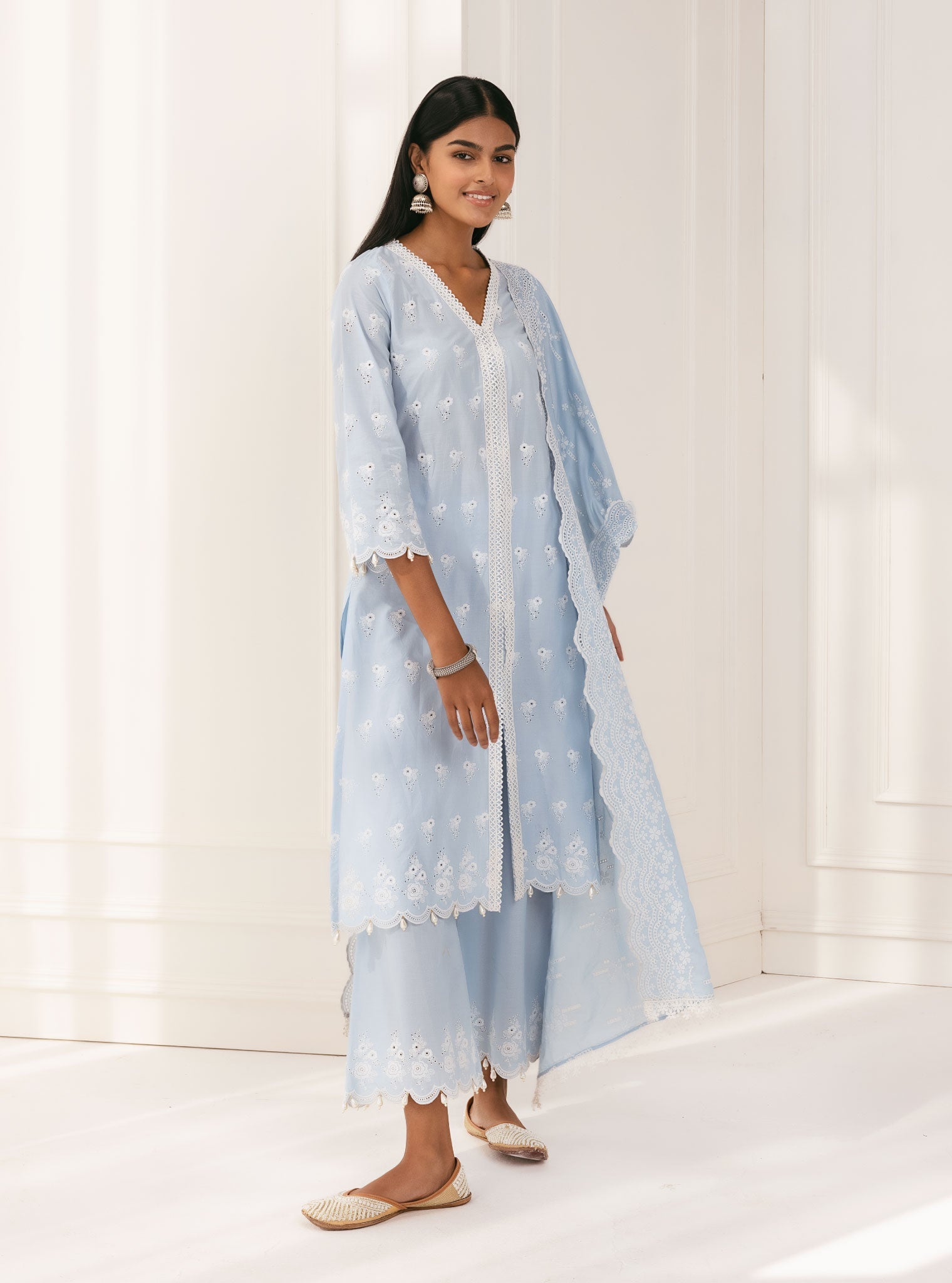 Mulmul Cotton Nitoi Blue Kurta With Nitoi Blue Palazzo