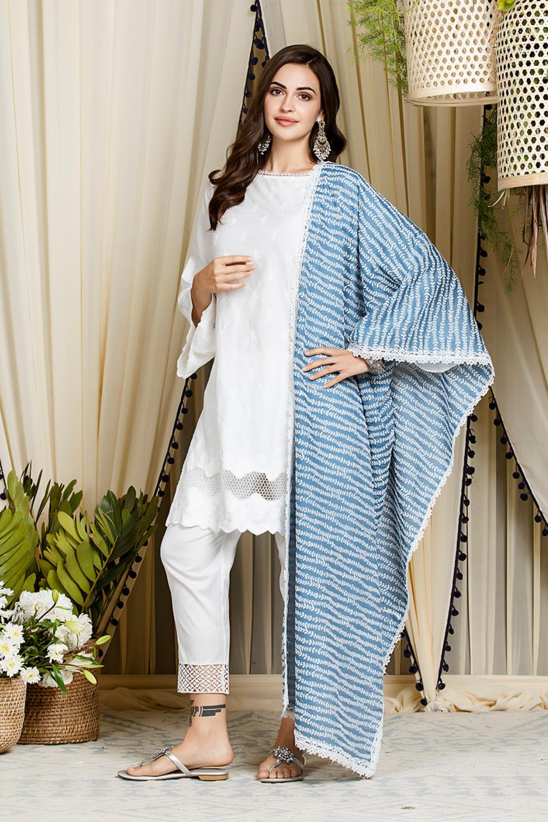 Nora Kurta White With Fern Cotton Pyajama