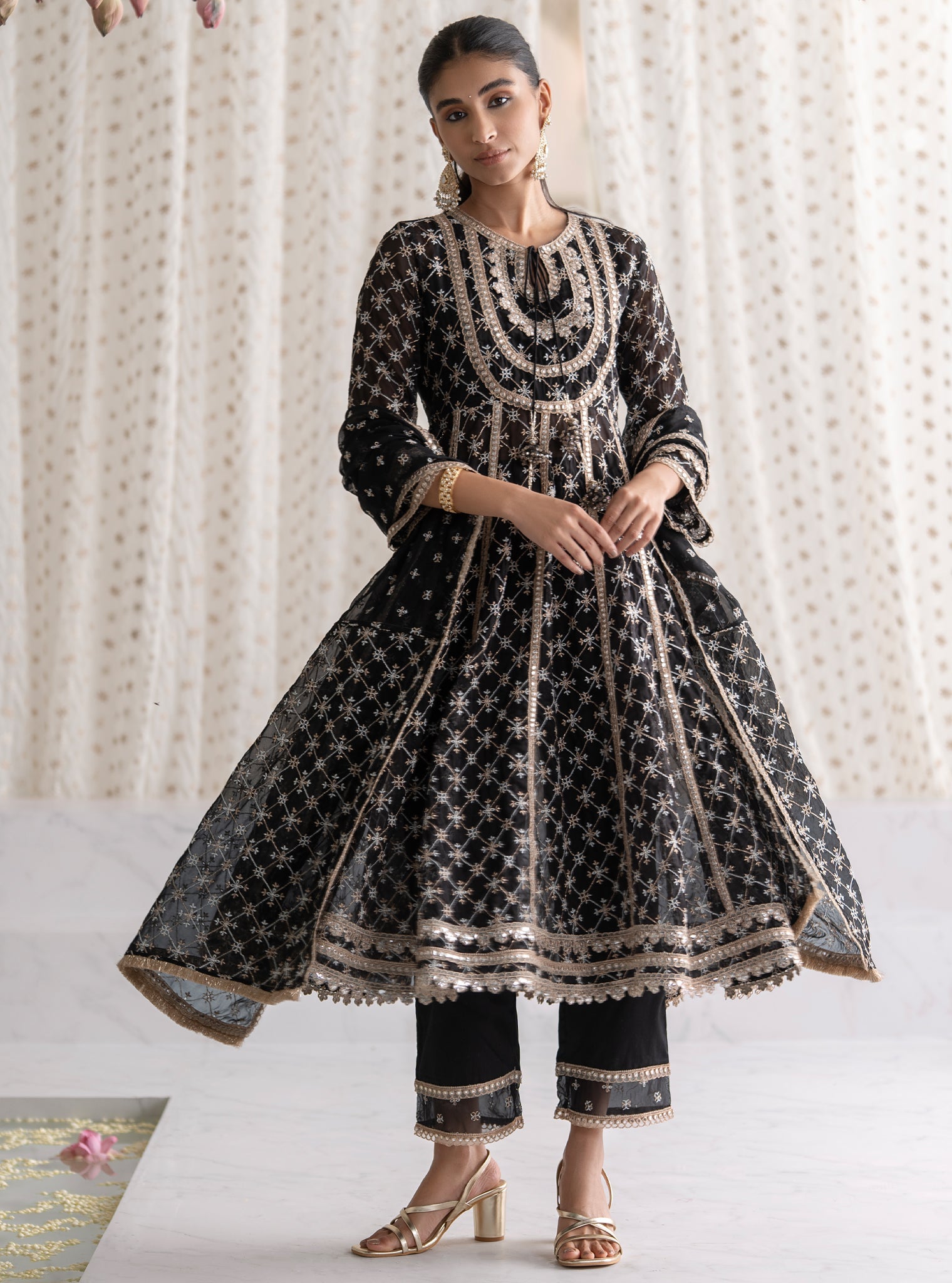 Mulmul Organza Rasiya Anarkali Black Kurta With Mulmul Cupro Rasiya Black Pant