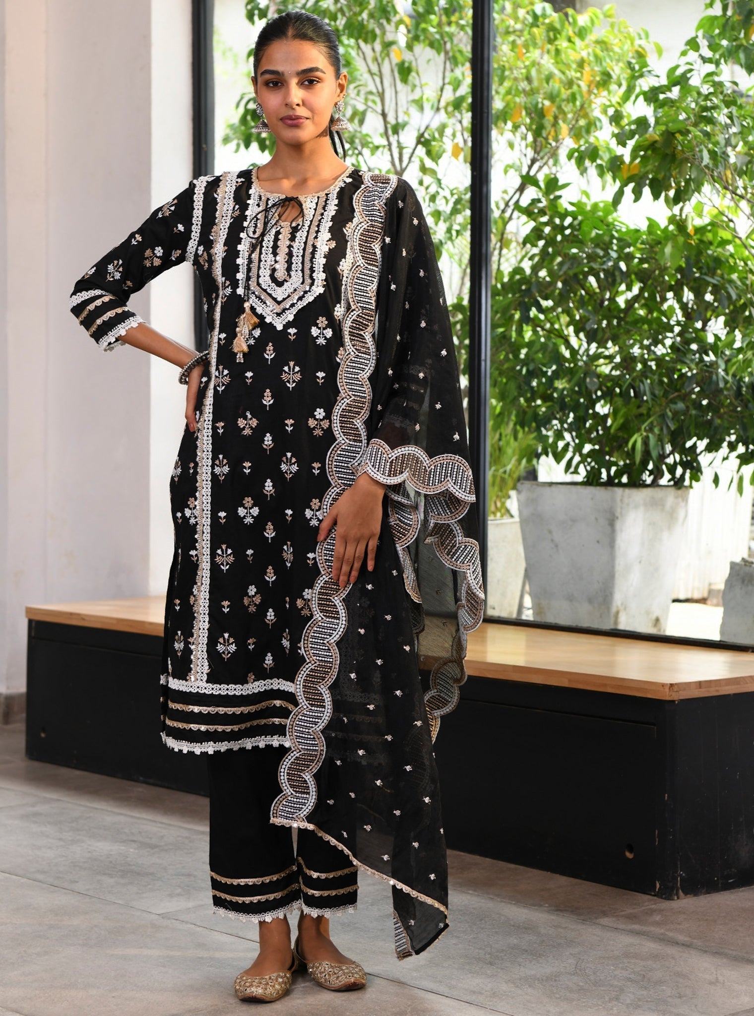 Mulmul Pima Sorrel Black Kurta With Sorrel Black Pant