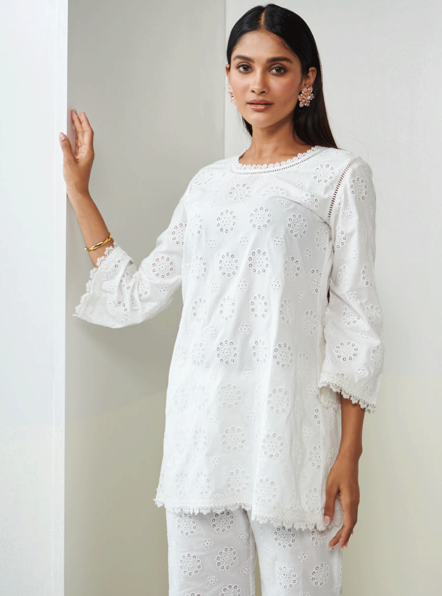 Mulmul Cotton Tess White Top With Tess White Pant