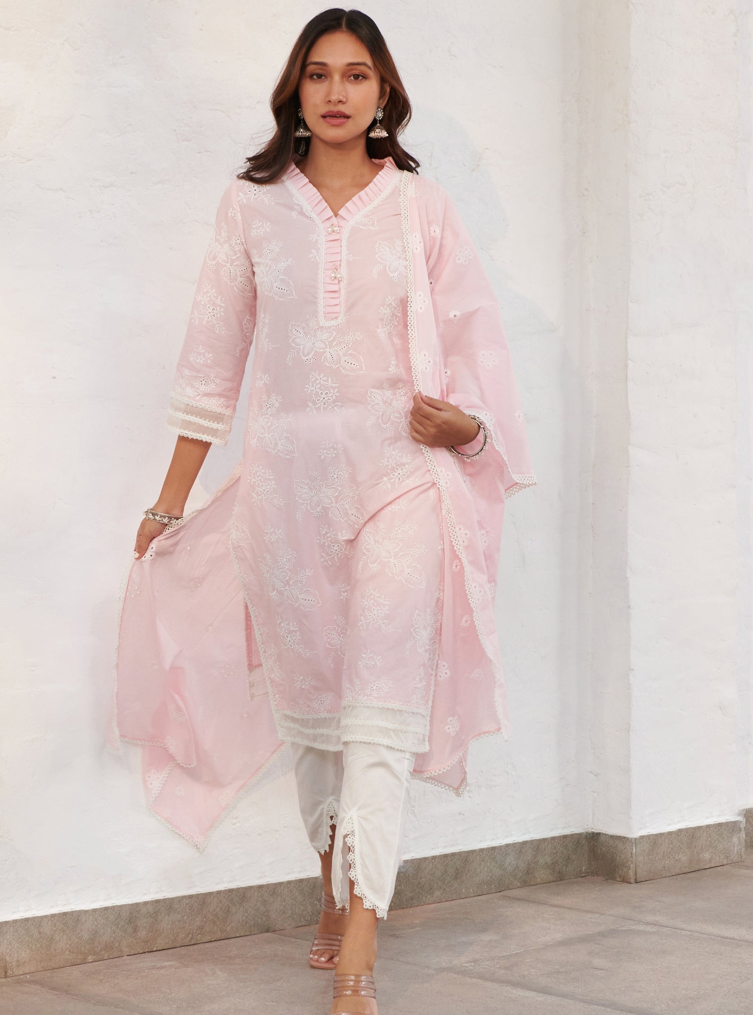 Mulmul Cotton Verlem Pink Kurta With Mulmul Cotton Savri White Pant