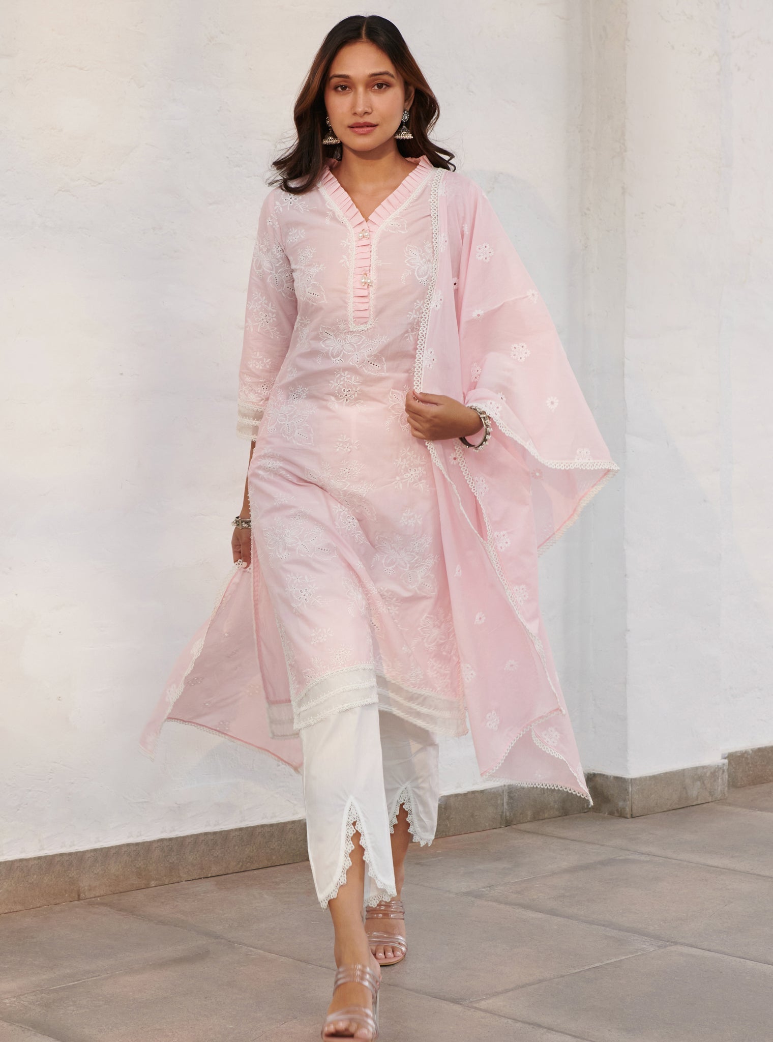 Mulmul Cotton Verlem Pink Kurta With Mulmul Cotton Savri White Pant