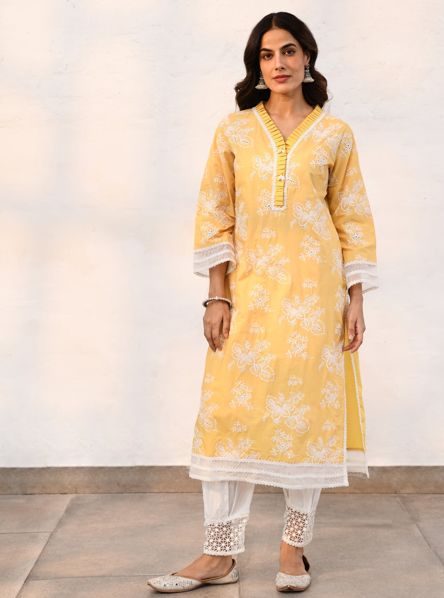 Mulmul Cotton Verlem Yellow Kurta With Mulmul Cotton Chemical Lace White Salwar