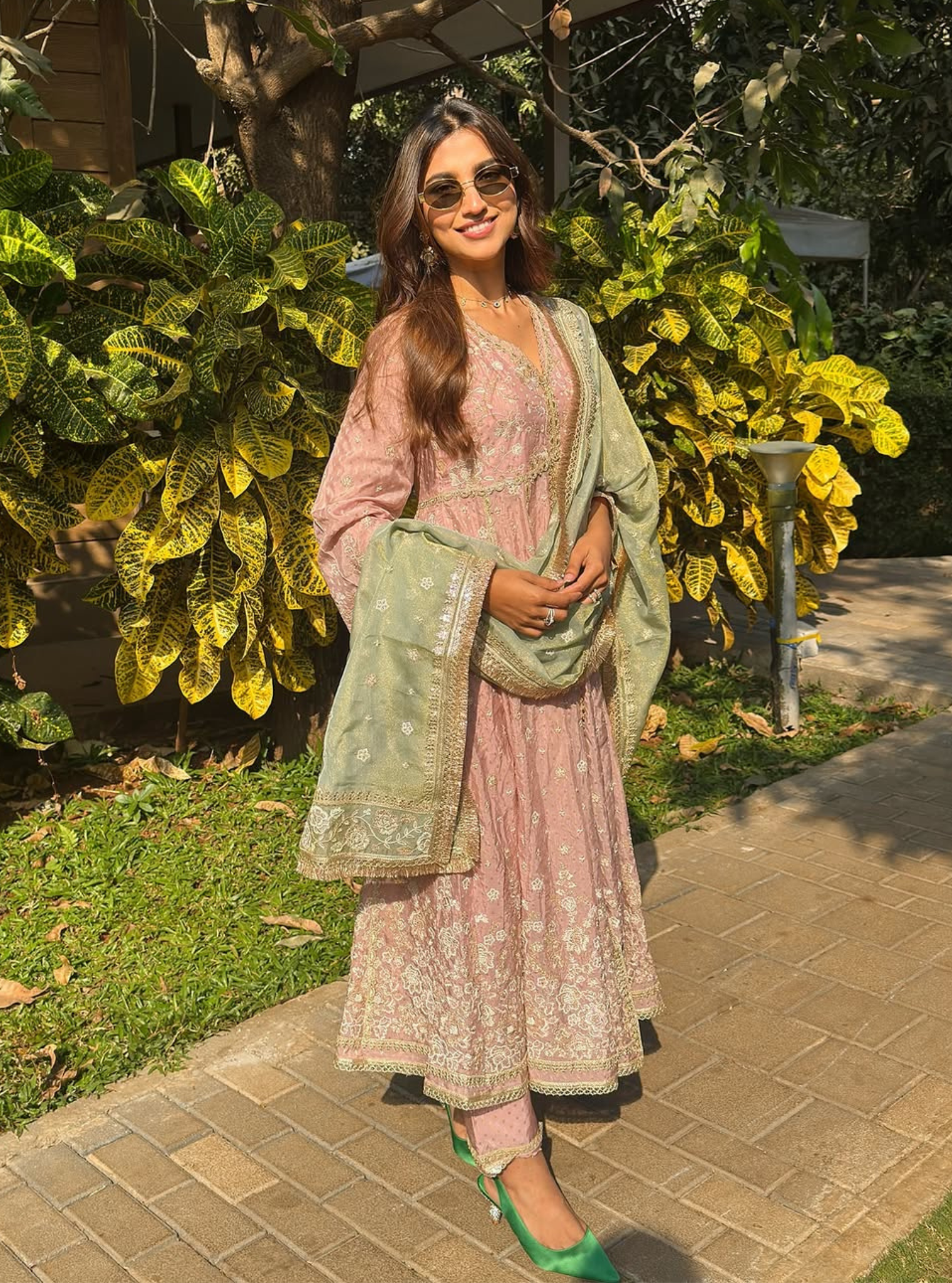 Mulmul Banarsi Rangeela Pink Anarkali Kurta With Mulmul Banarsi Rangeela Pink Pant