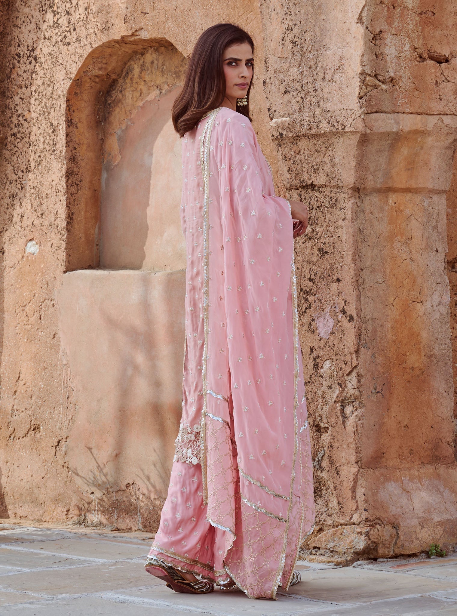 Mulmul Organza Satin Kundmayi Light Pink Kurta with Mulmul Modal Satin Kudmayi Light Pink pallazo