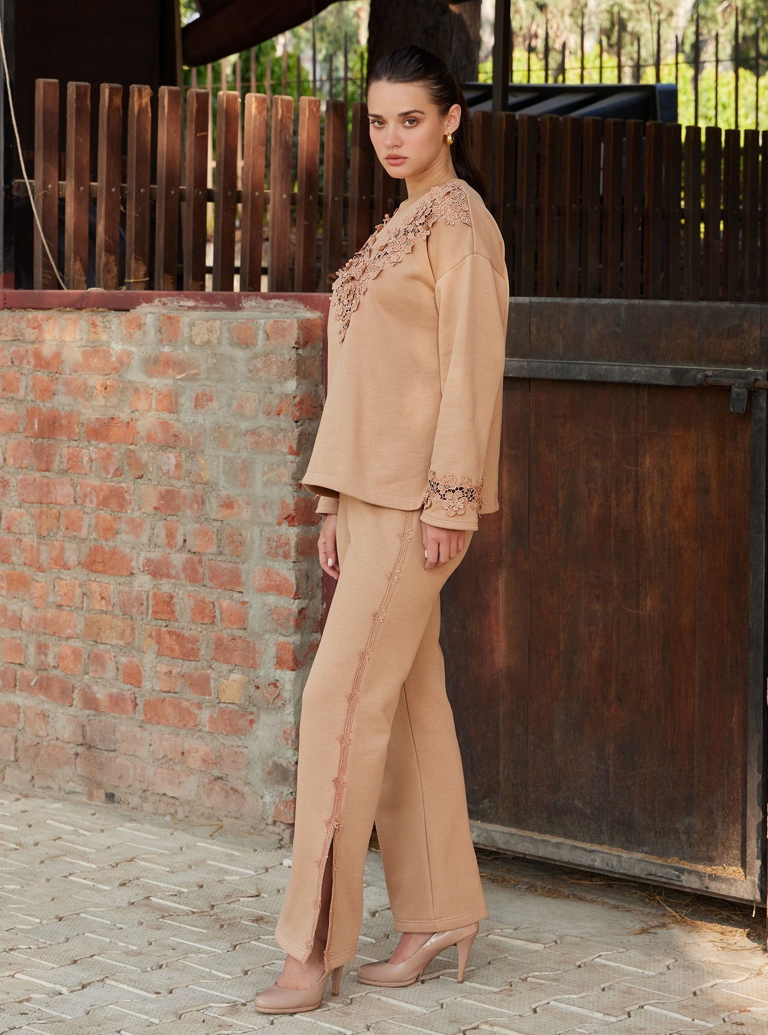 Circe Fleece Beige Top