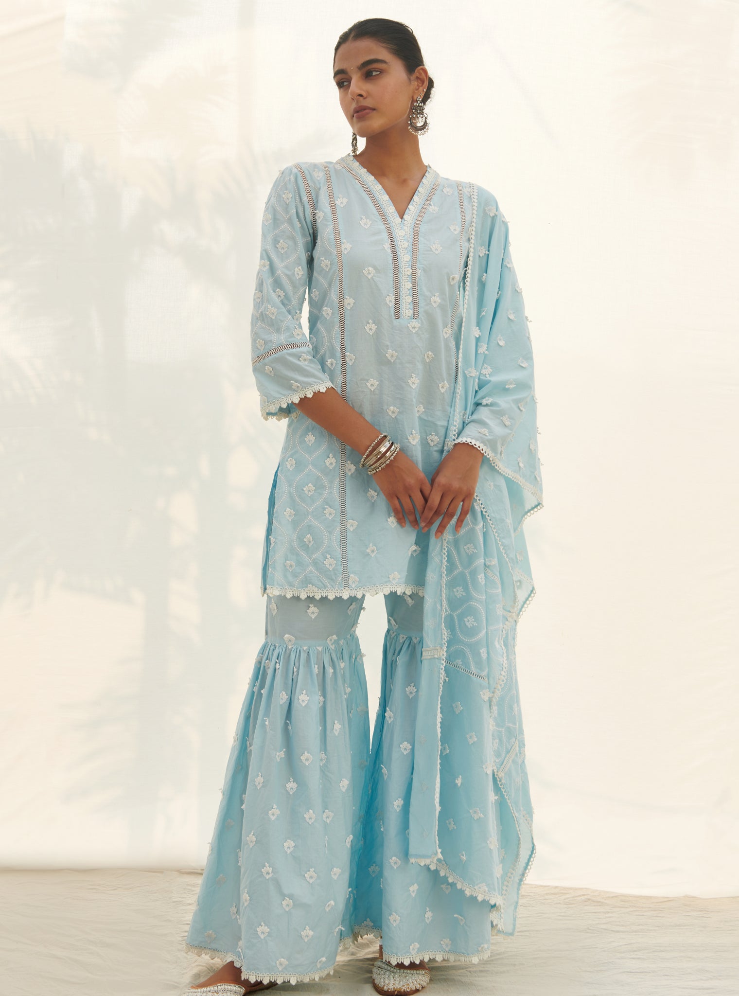 Mulmul Cotton Zarani Blue Kurta With Mulmul Cotton Zarani Blue Garara