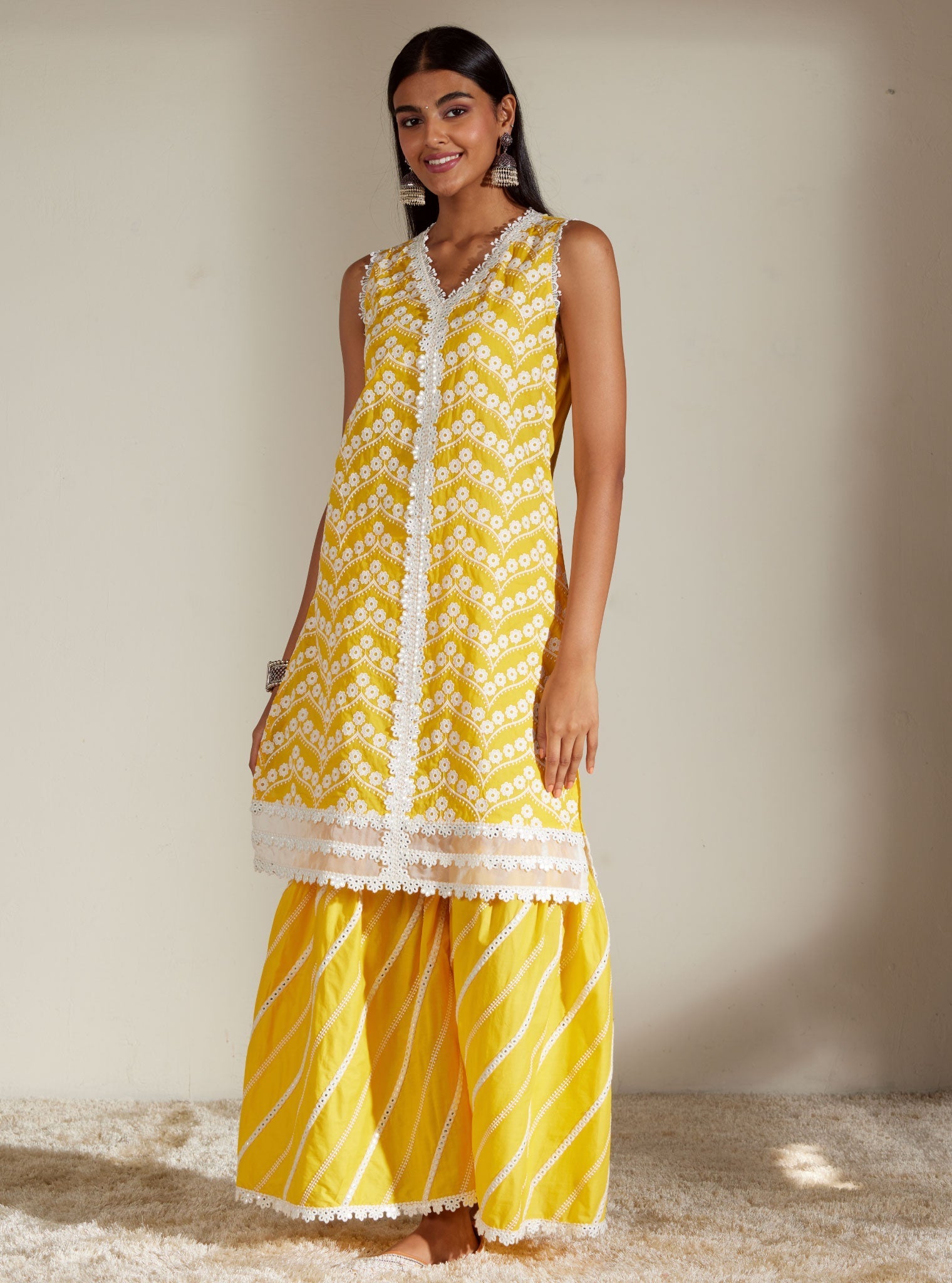 Mulmul Cotton Gabriella Mango Kurta With Gabriella Mango Garara