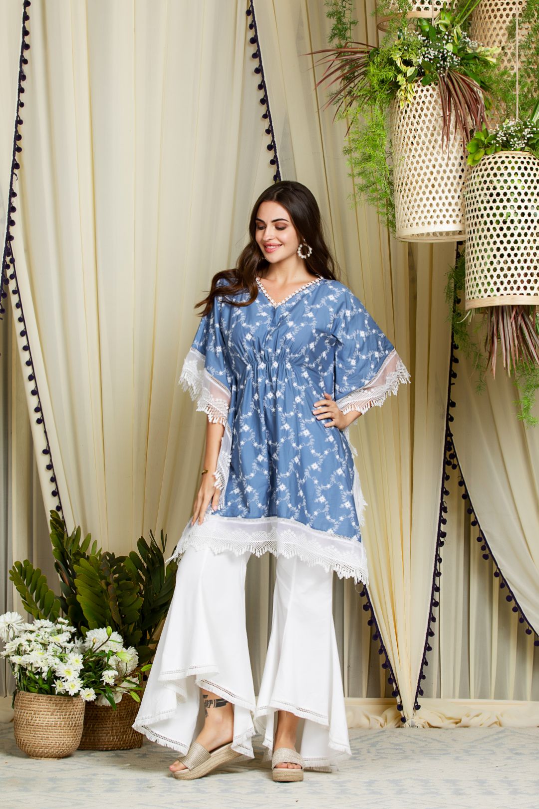 Mulmul Cotton Fiore Kurta With New Bellbottoms