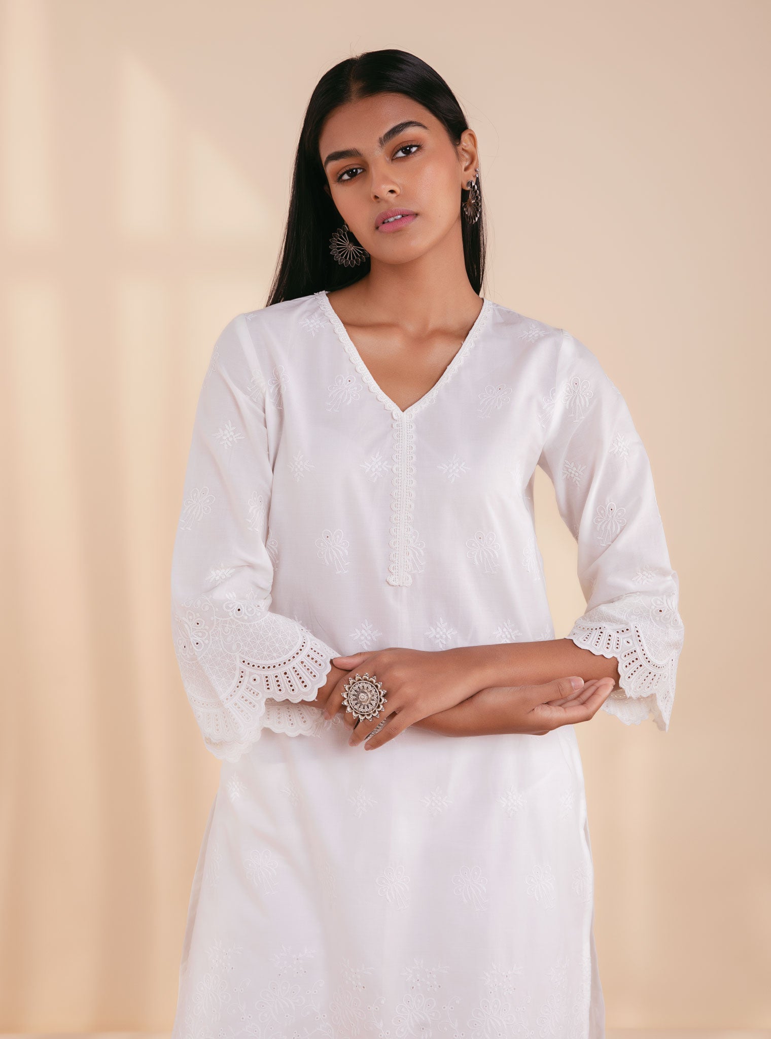 Mulmul Cotton Nihri White Kurta With Nihri White Pant