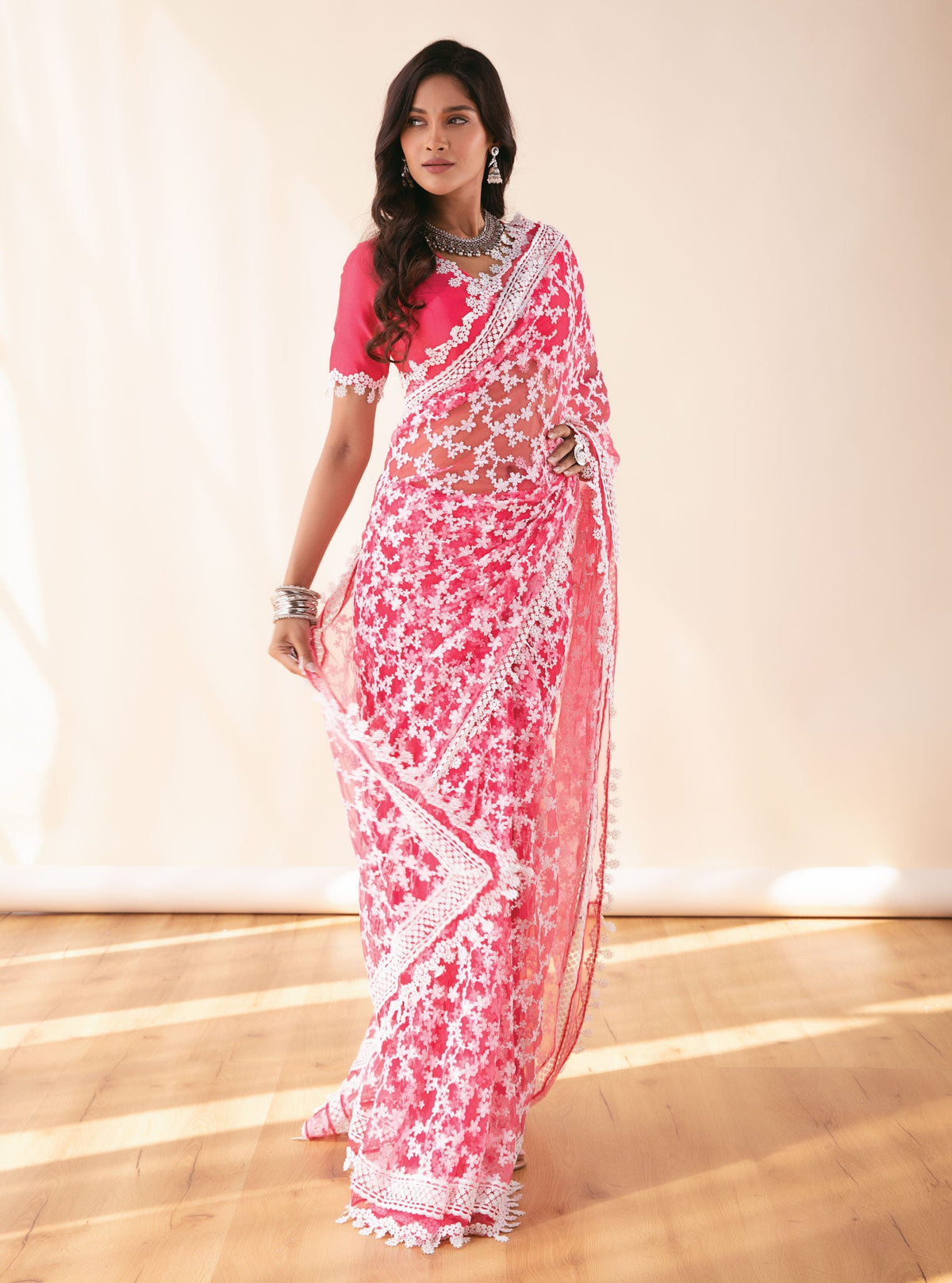 Peora Net Red Saree
